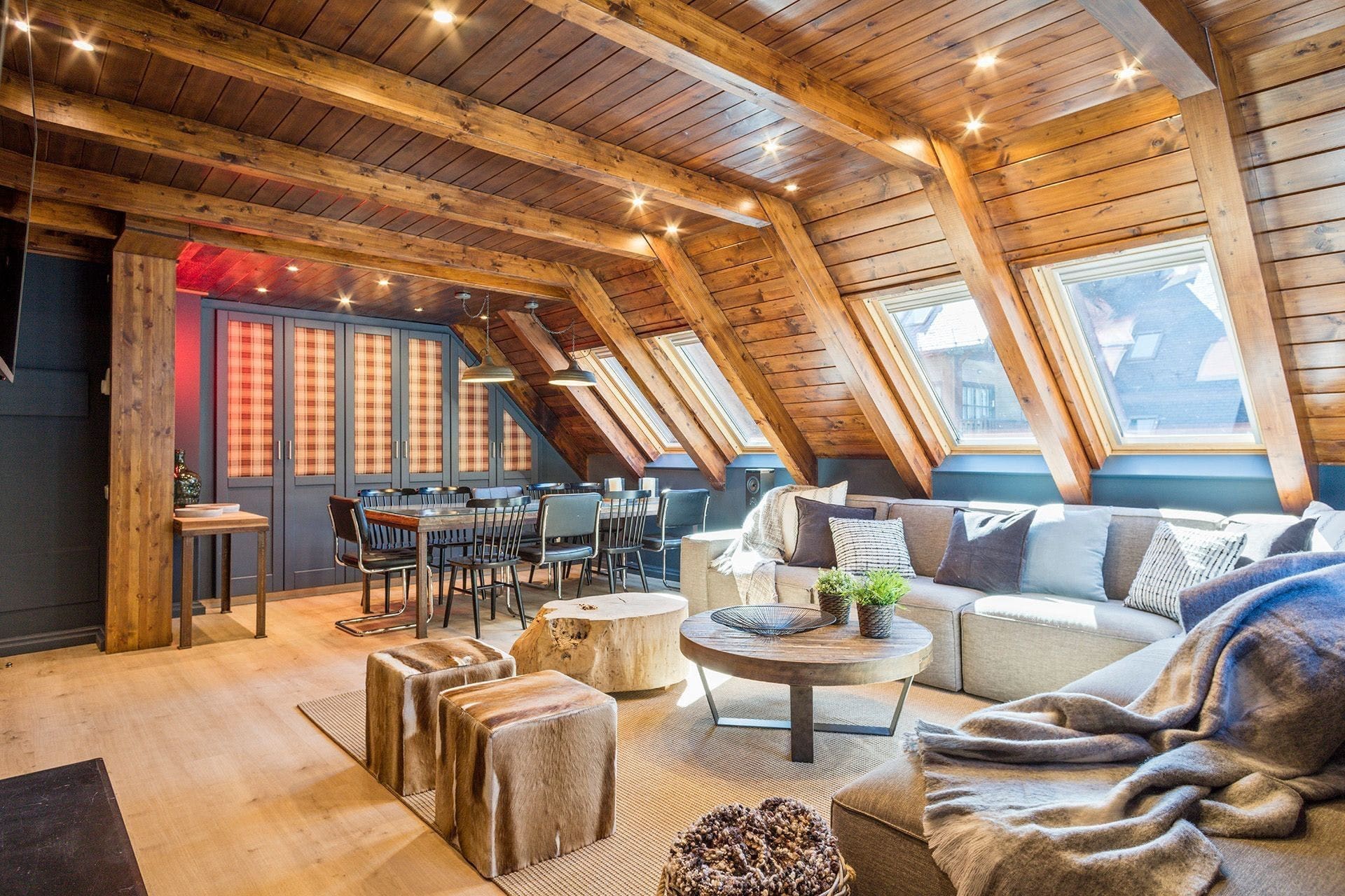 Casa Era Vielha Val d’Aran: Spacious 5-Bedroom Apartment with Hot Tub and Ski Access, Val d’Aran