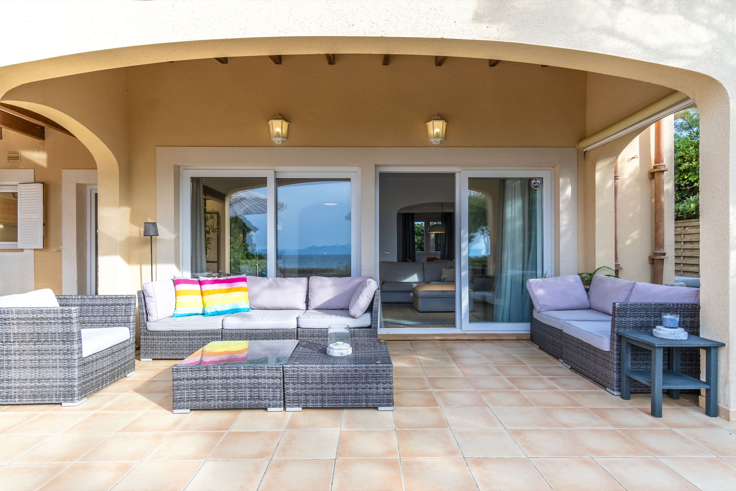Casa Esclafit Can Picafort: Contemporary 3-Bedroom Apartment with Private Pool and Sea Views, Can Picafort