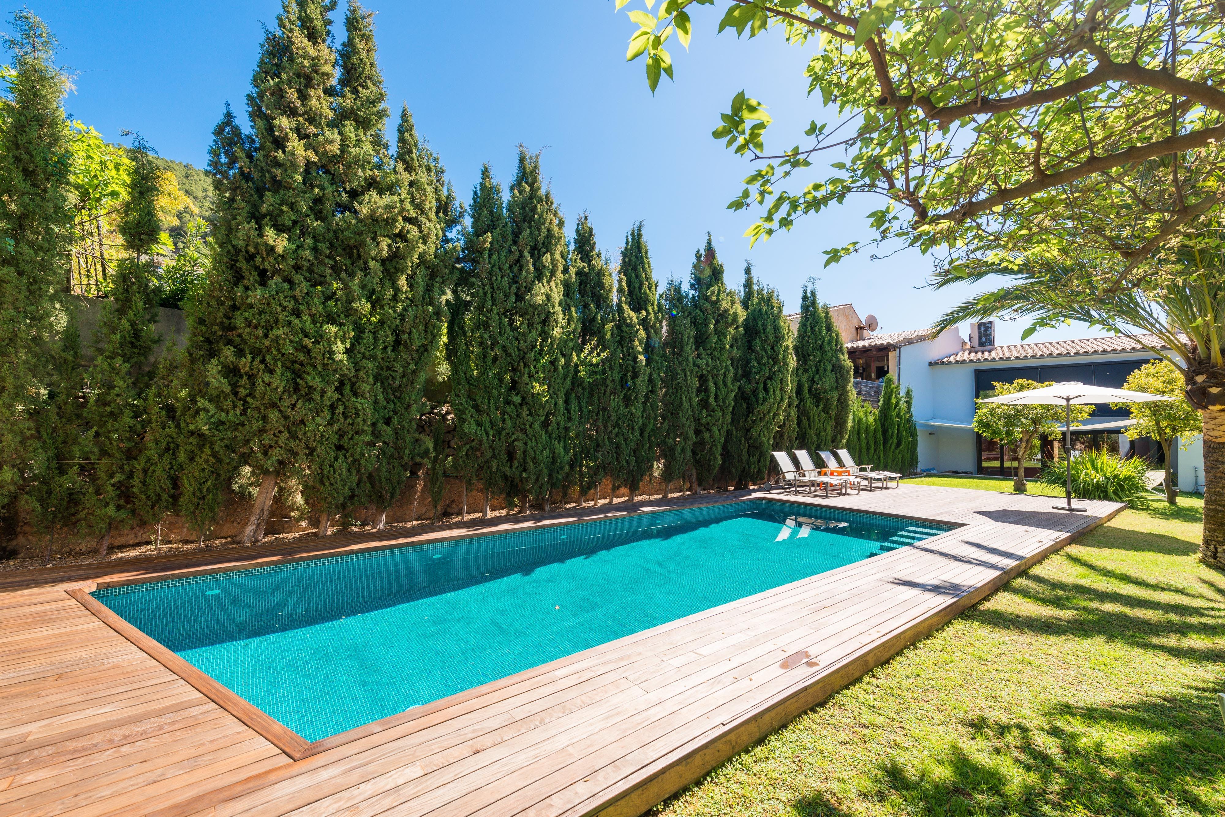 Casa Esclata Sóller: Spacious 3-Bedroom Apartment with Pool and Sea Views, Sóller Mallorca
