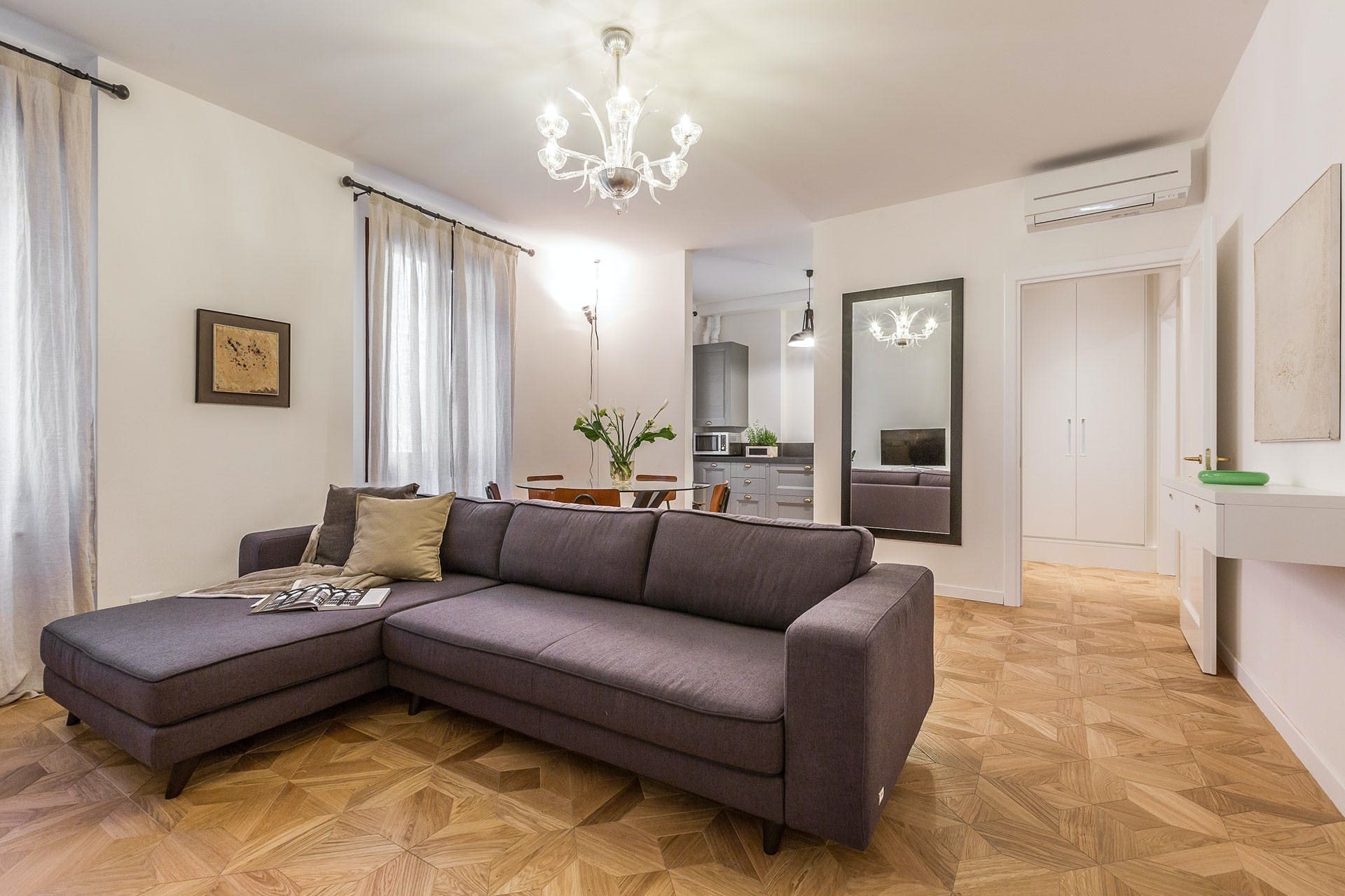 Casa Fenice San Marco: Charming 2-Bedroom Apartment with Canal Views in San Marco, Venice