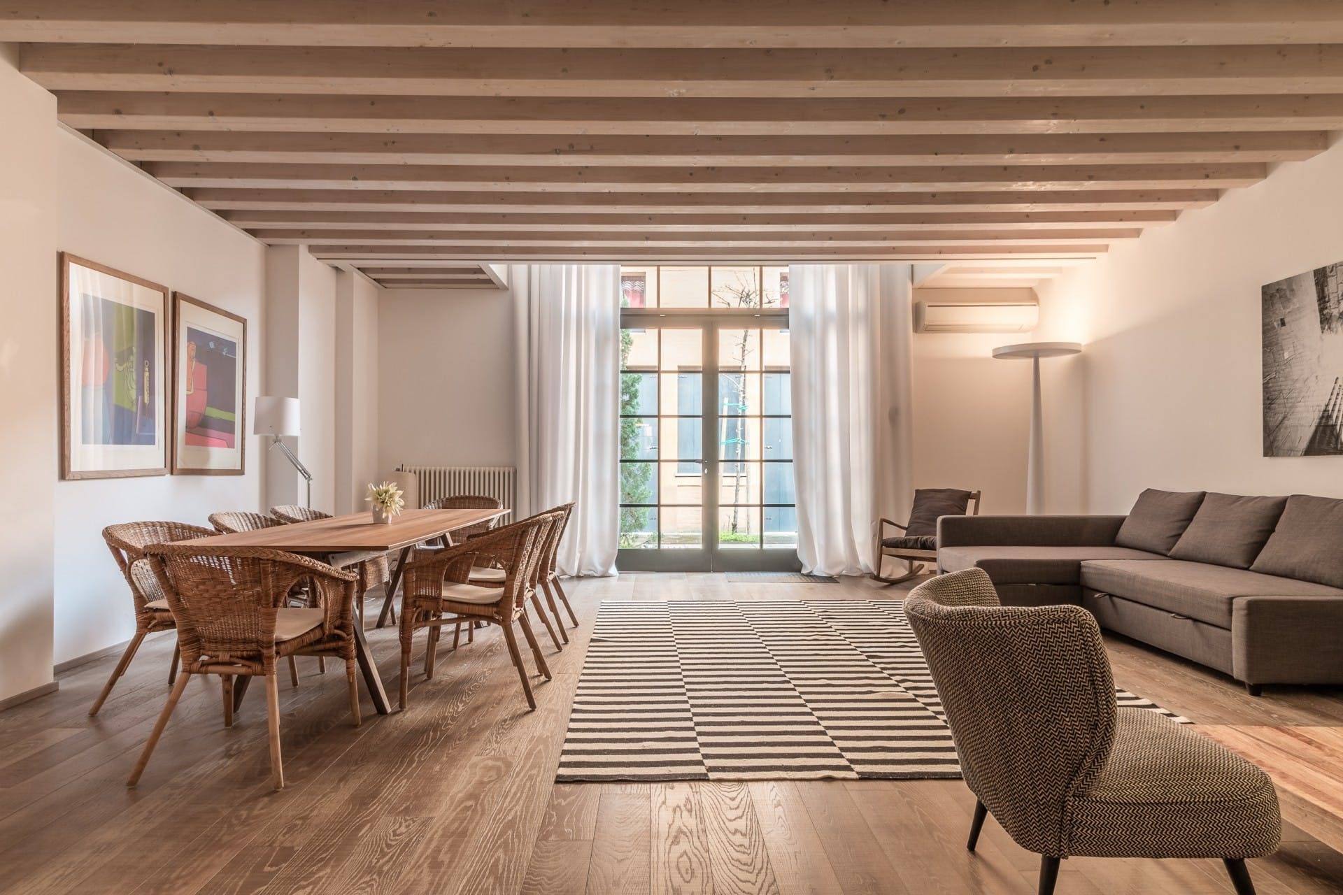 Casa Fondamenta Cannaregio: Charming 2-Bedroom Apartment with Seaview and Air-Con, Cannaregio Venice