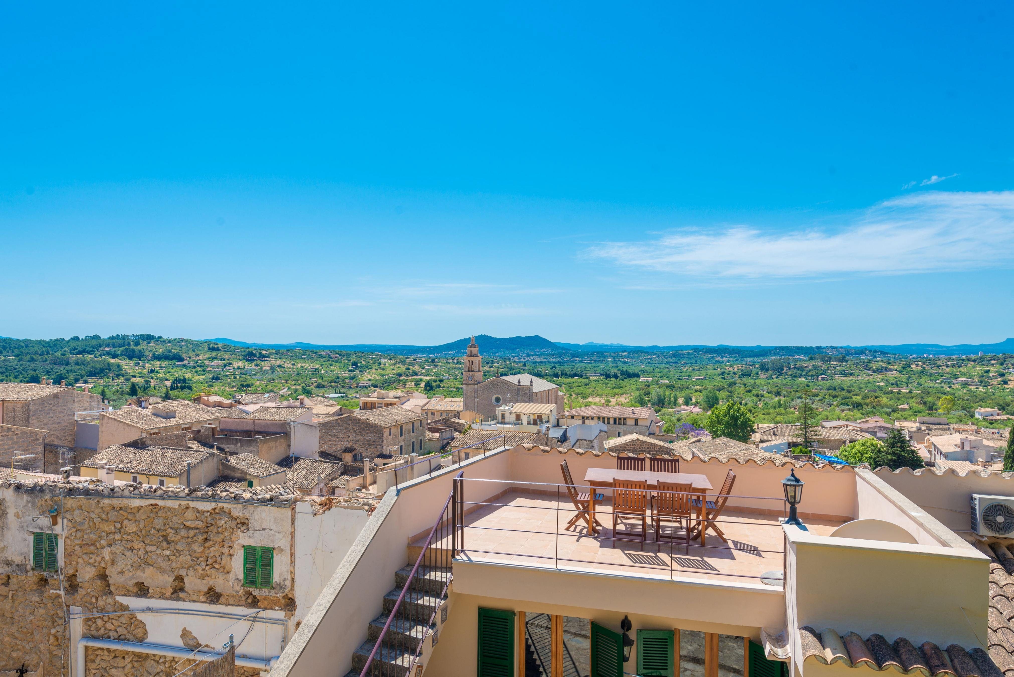 Casa Fornalutx Caimari: Charming 3-Bedroom Townhouse Apartment with Pool, Raiguer Mallorca