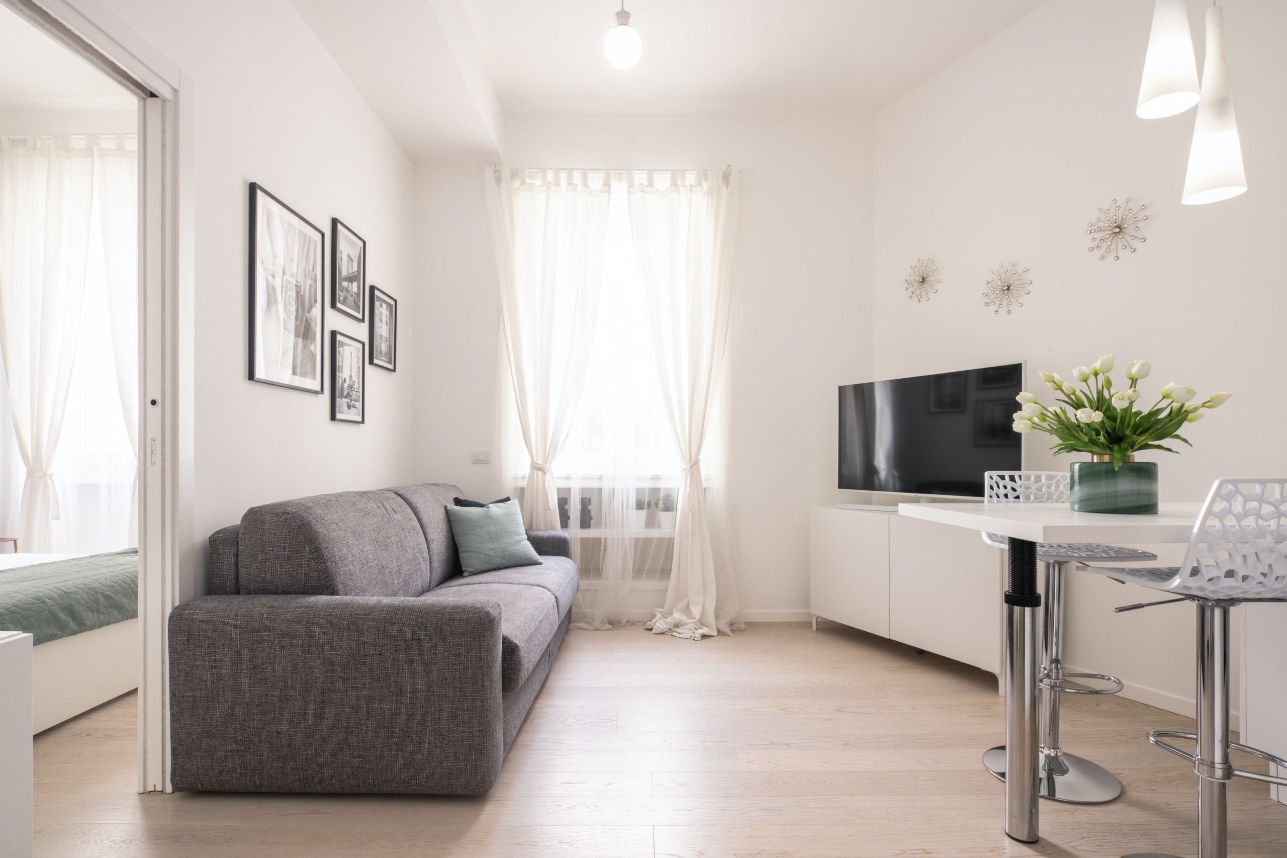 Casa Galleria Cinque Vie: Chic 1-Bedroom Apartment with Air-Con, Family-Friendly in Cinque Vie Milan
