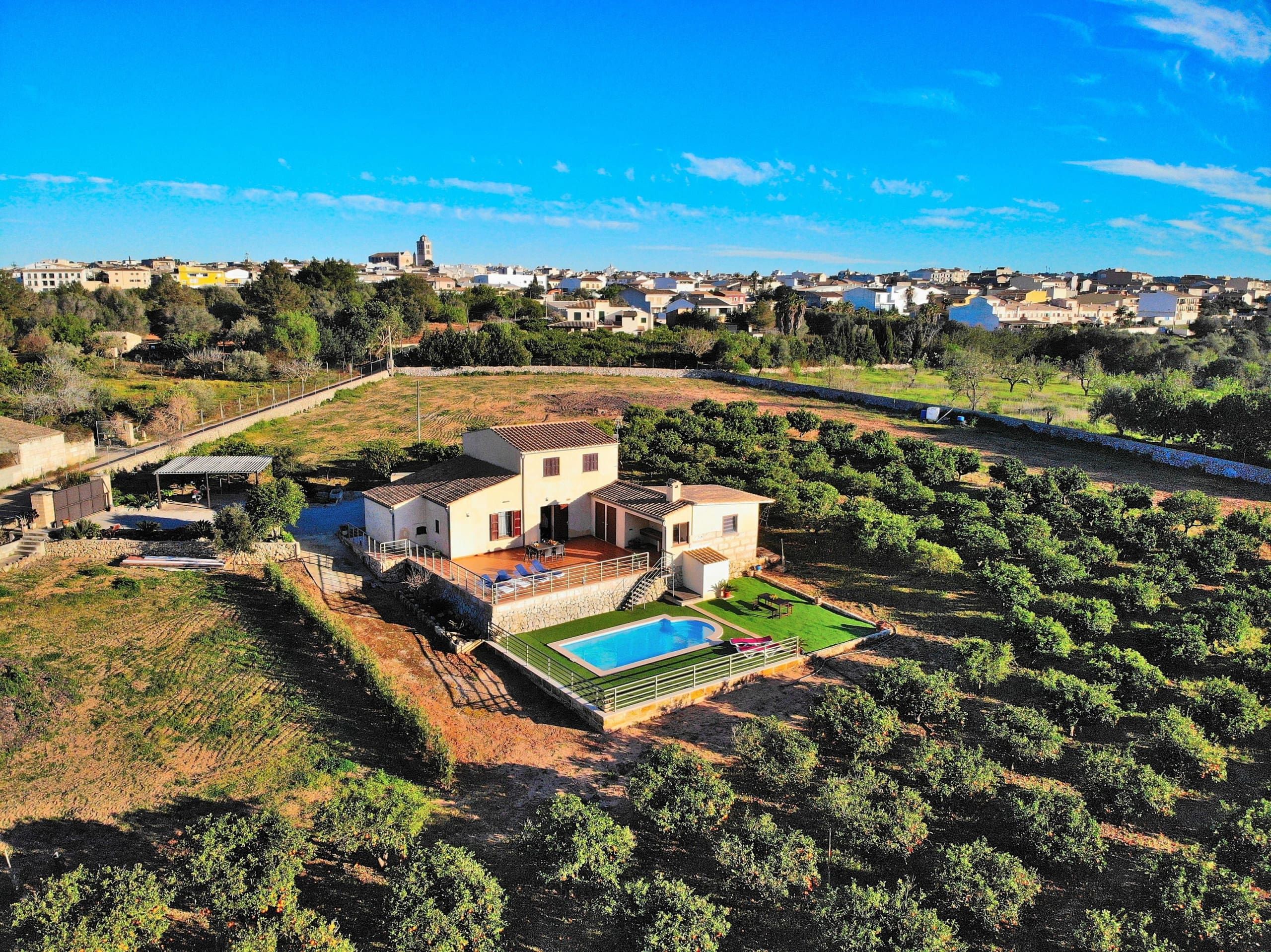 Casa Garrover Inca: Luxury 3-Bedroom Apartment with Private Pool and Air-Con, Raiguer Mallorca