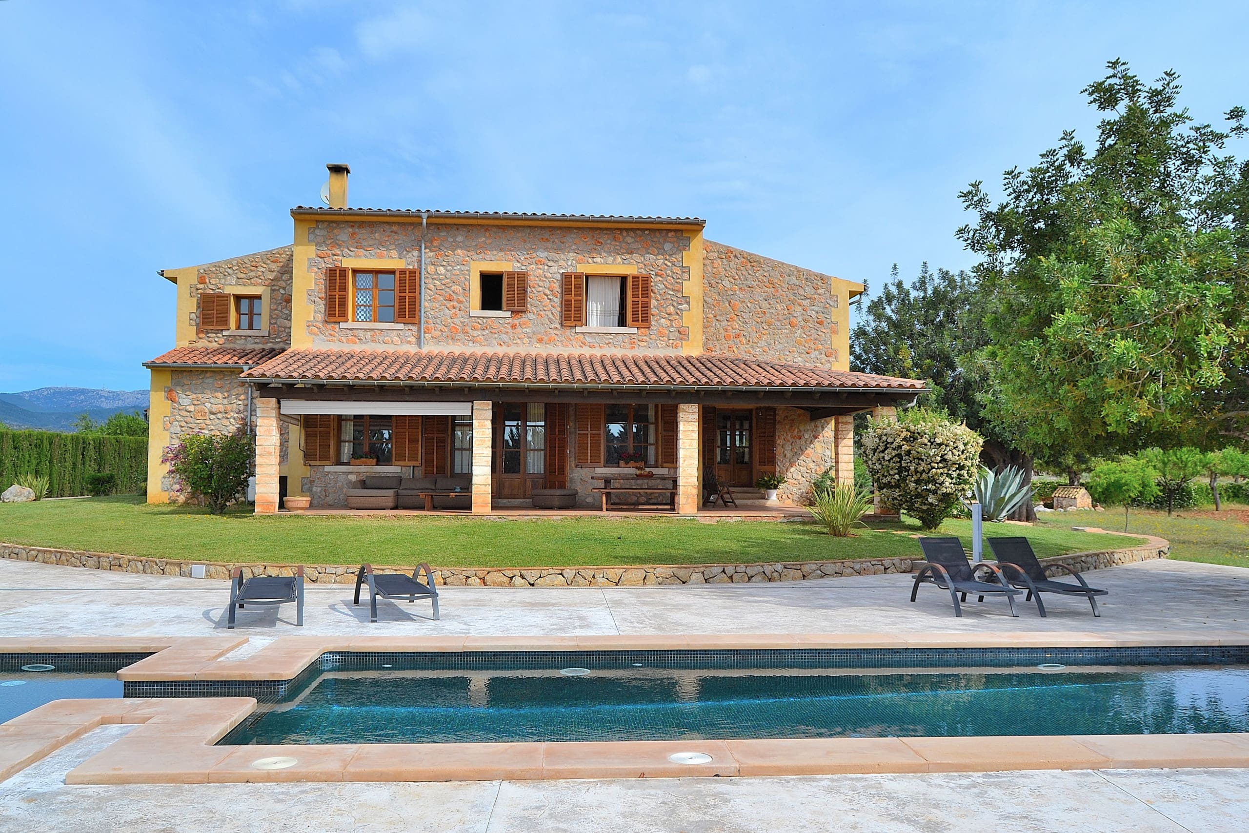 Villa Llevant Son Servera Inca: Spacious 4-Bedroom Apartment with Private Pool, Inca Mallorca