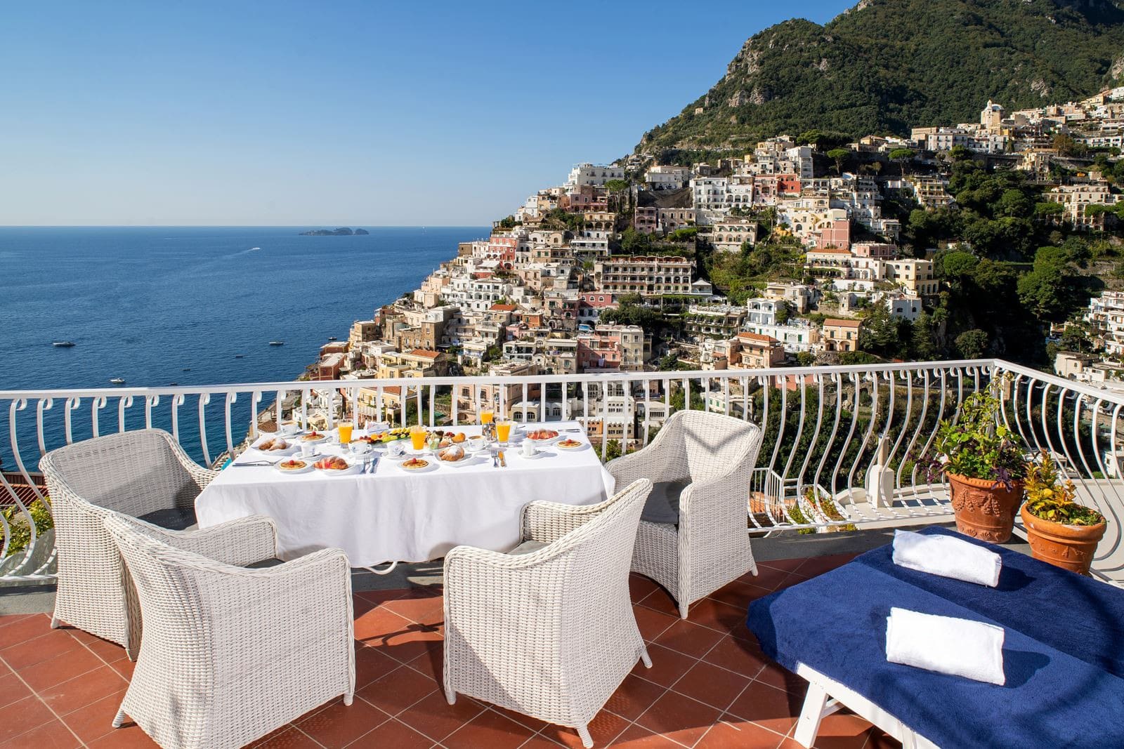 Villa Meridiana Montepertuso Positano: Luxury 2-Bedroom Apartment with Infinity Pool and Sea Views, Positano
