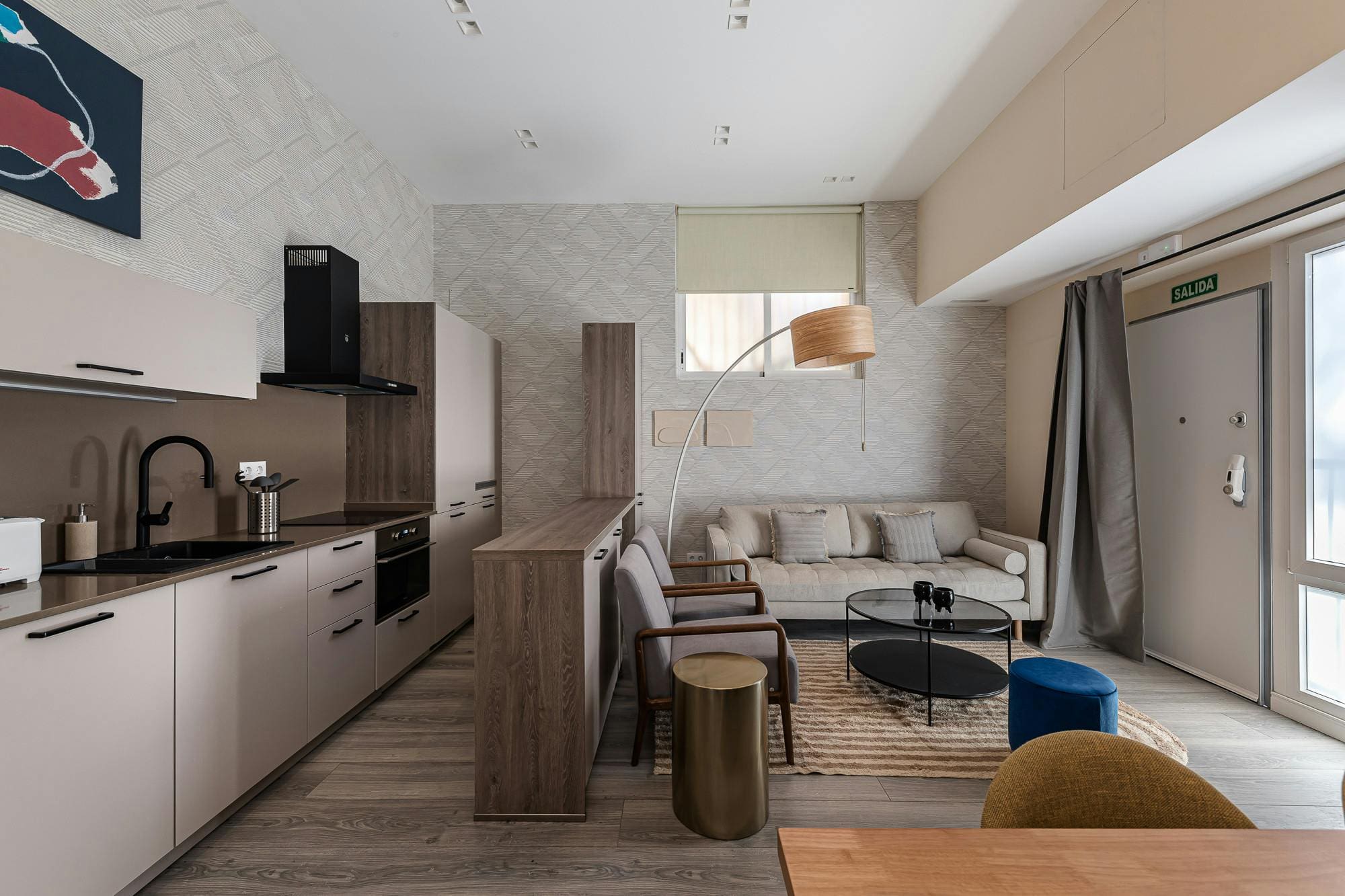 Casa Gaztambide Argüelles: Stylish 3-Bedroom Apartment Rental with Air-Con in Argüelles Madrid