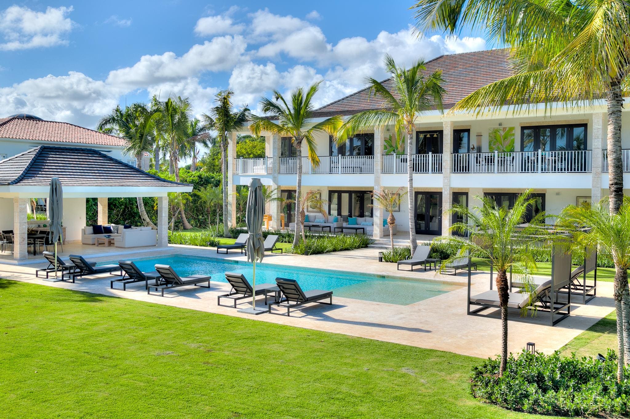 Villa Embat Cabeza Toro Dominican Republic: Spacious 7-Bedroom Apartment with Seaview and Pool, Dominican Republic