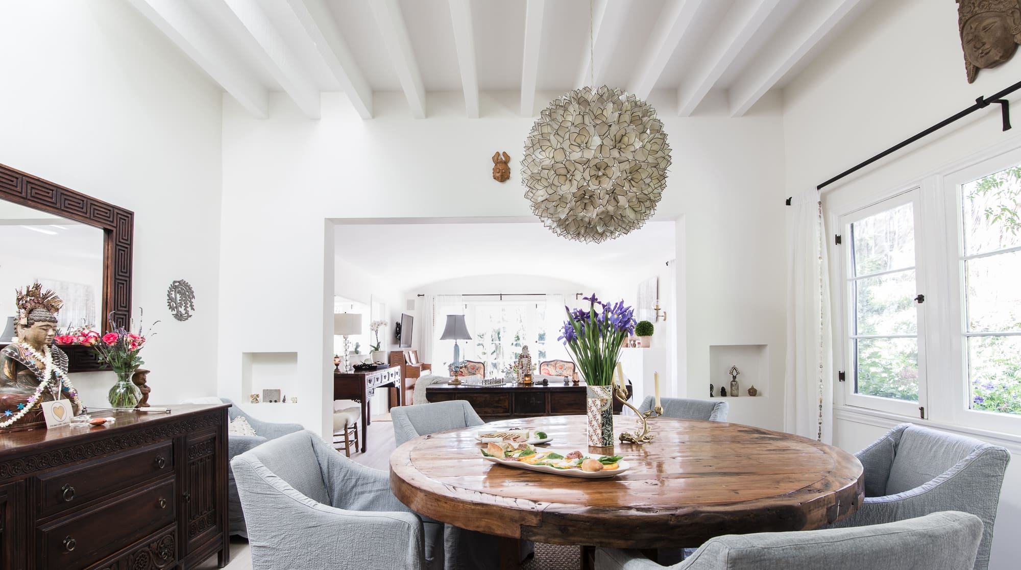 Casa La Brea Los Angeles: Luxury 2-Bedroom Cottage with Pool and Sauna, Miracle Mile Los Angeles