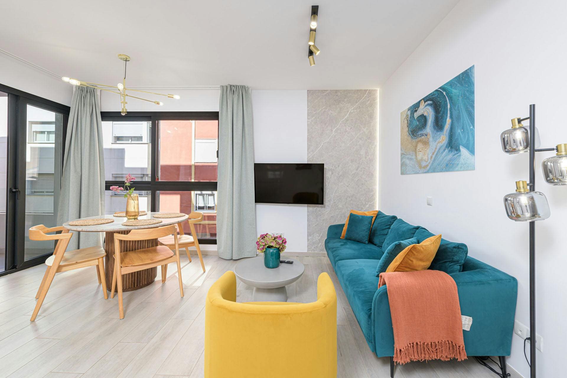 Casa Lagunilla Soho: Stylish 2-Bedroom Apartment with Seaview and Pool, Malaga Soho
