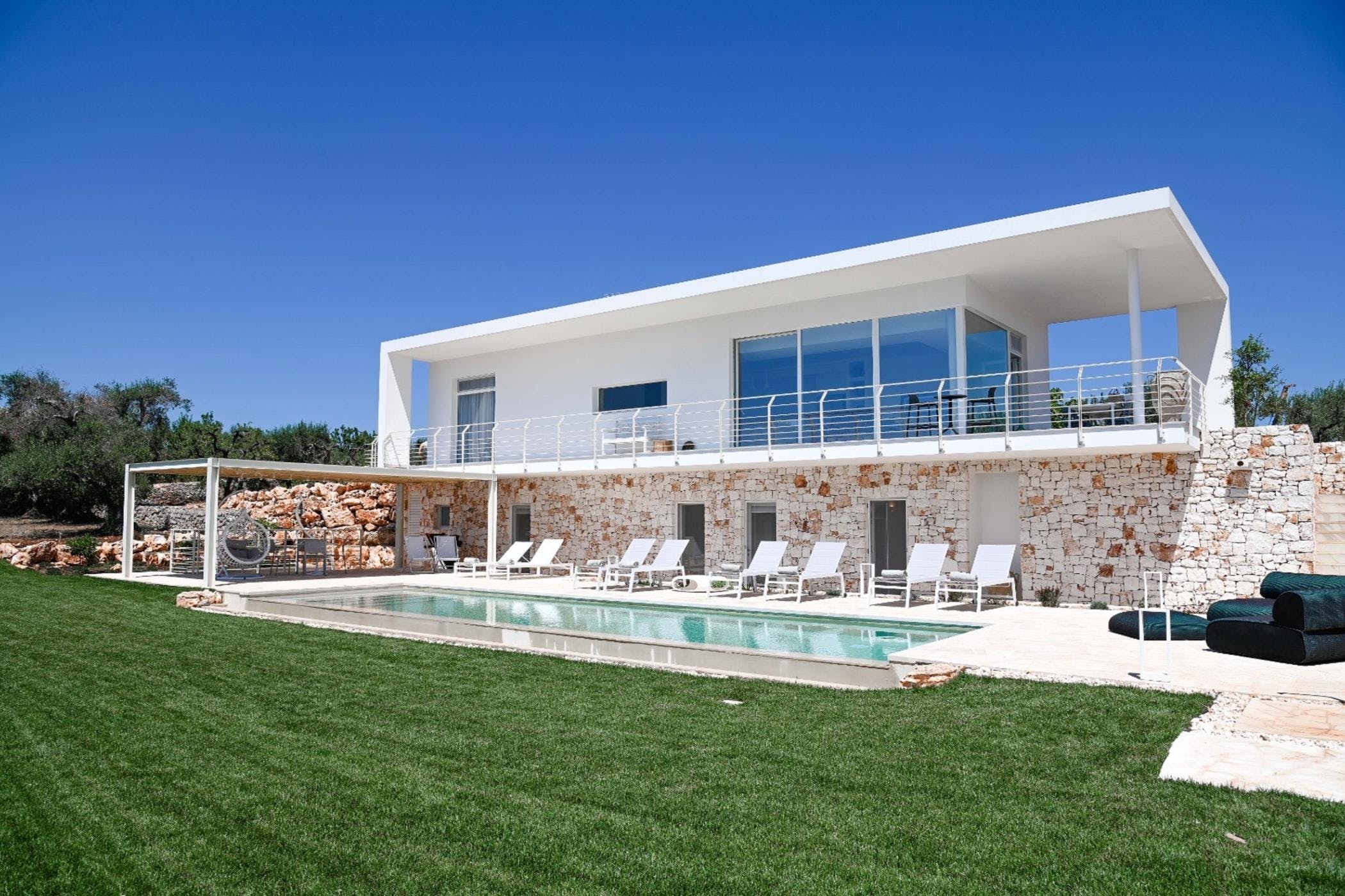 Casa Lamione Ostuni: Spacious 4-Bedroom Apartment with Pool and Hot Tub, Ostuni Apulia