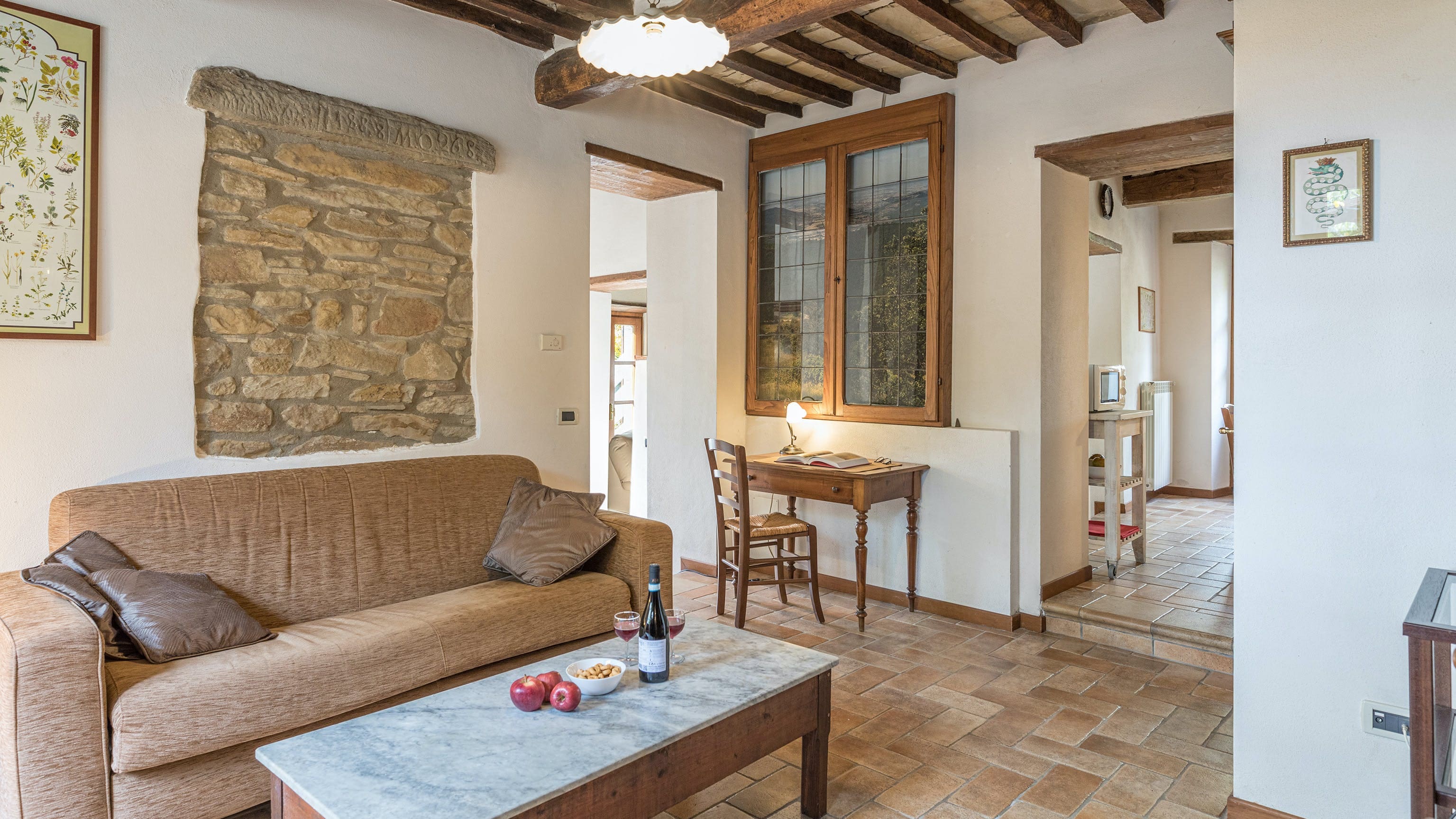 Casa Leccino Cortona: Charming 3-Bedroom Apartment with Pool and Air Conditioning, Cortona