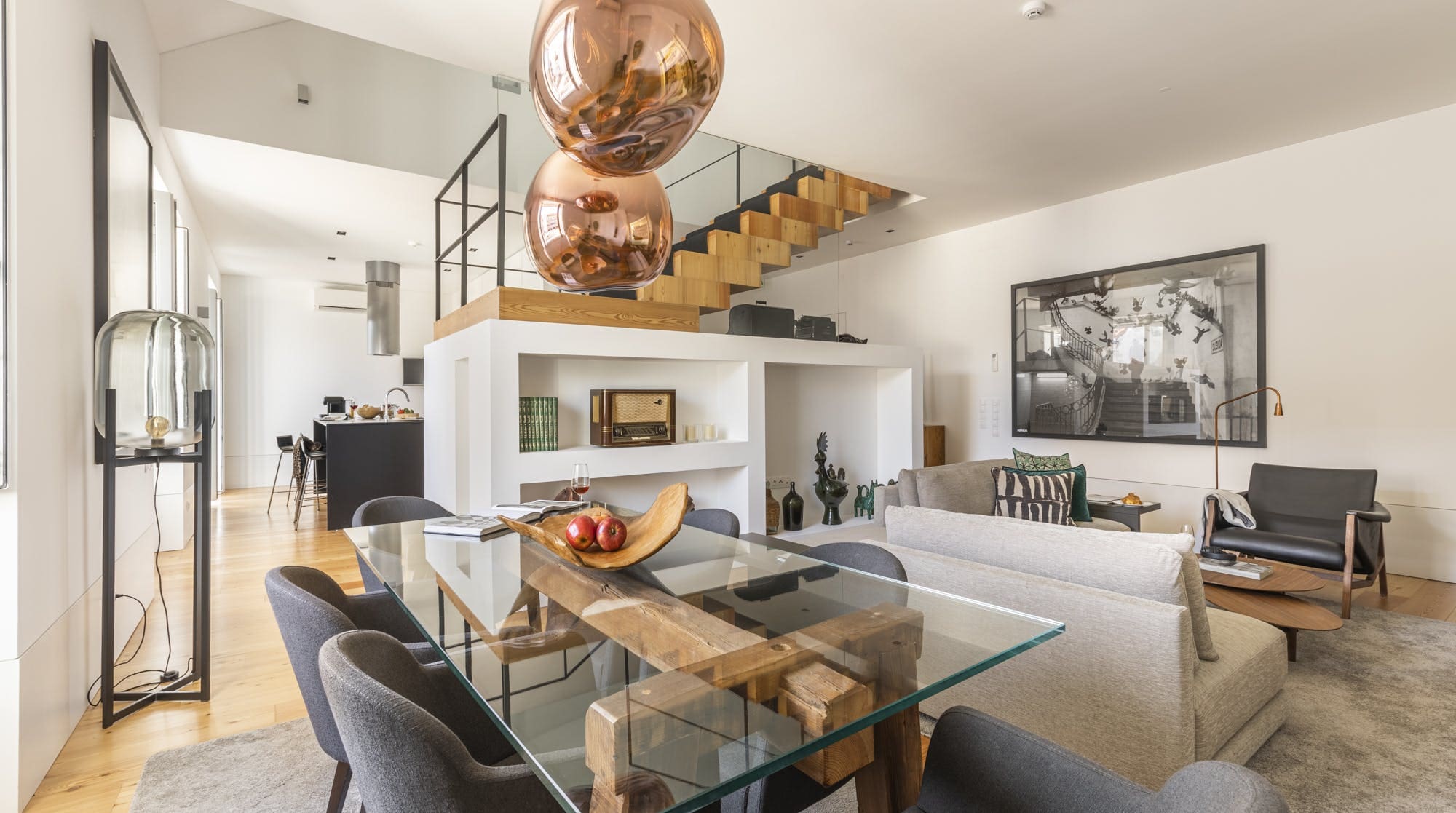 Villa Poente Bica Chiado: Stylish 2-Bedroom Apartment Rental with Sea View in Chiado, Lisbon