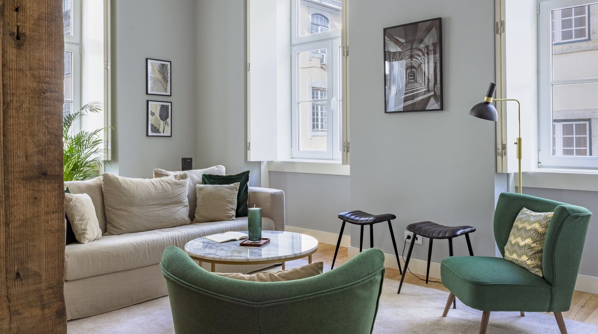Casa Madragoa Chiado: Stylish 2-Bedroom Apartment with Seaview and Air-Con, Chiado Lisbon