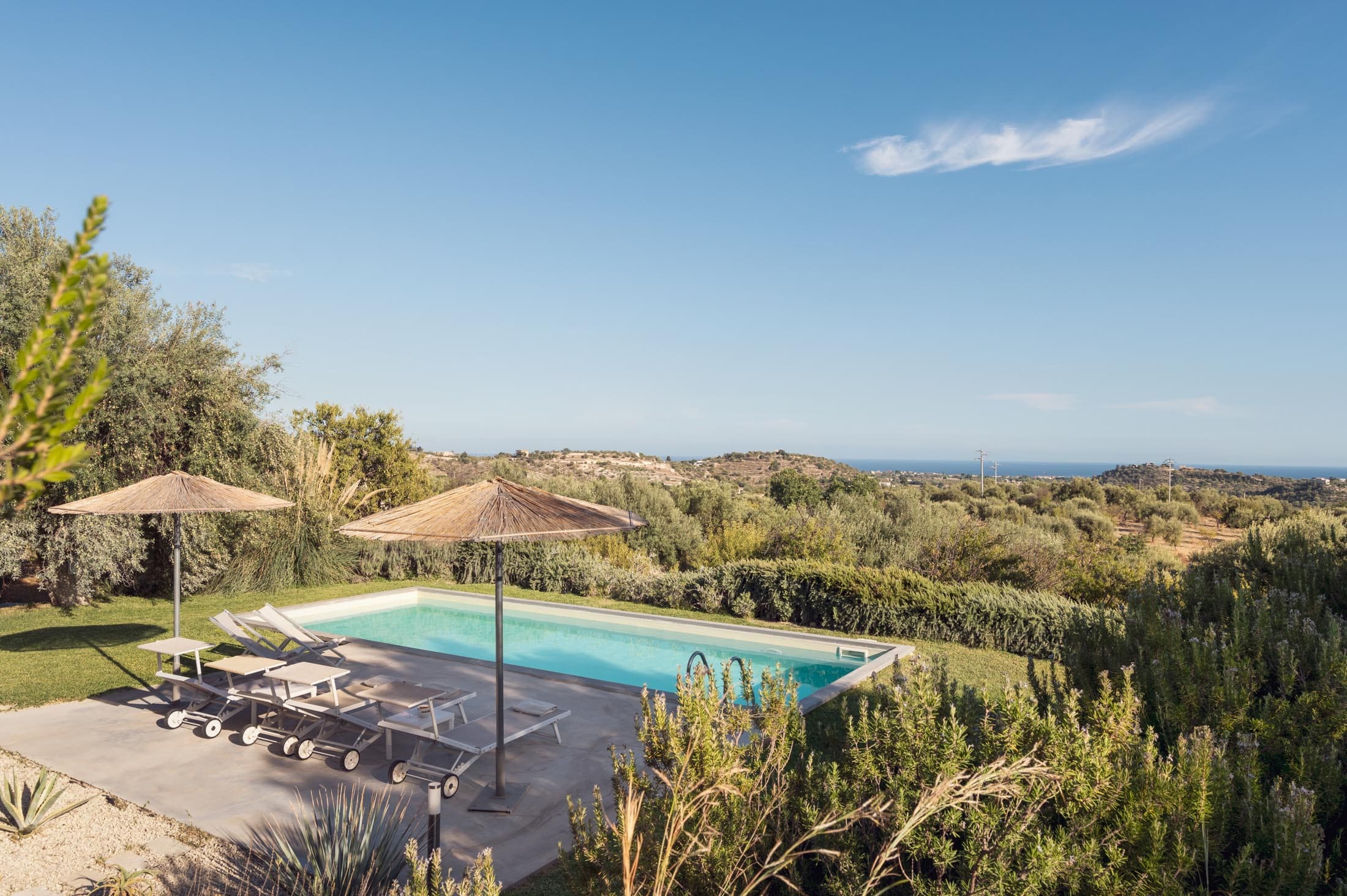 Villa Levante Tonnara Val di Noto: Luxury 3-Bedroom Apartment with Pool and Sea Views, Val di Noto