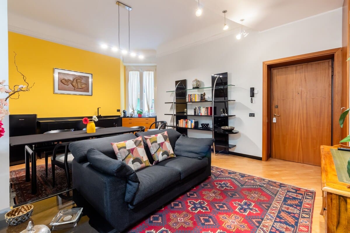 Casa Melagrana Porta Romana: Stylish 3-Bedroom Apartment with Air-Con in Porta Romana, Milan