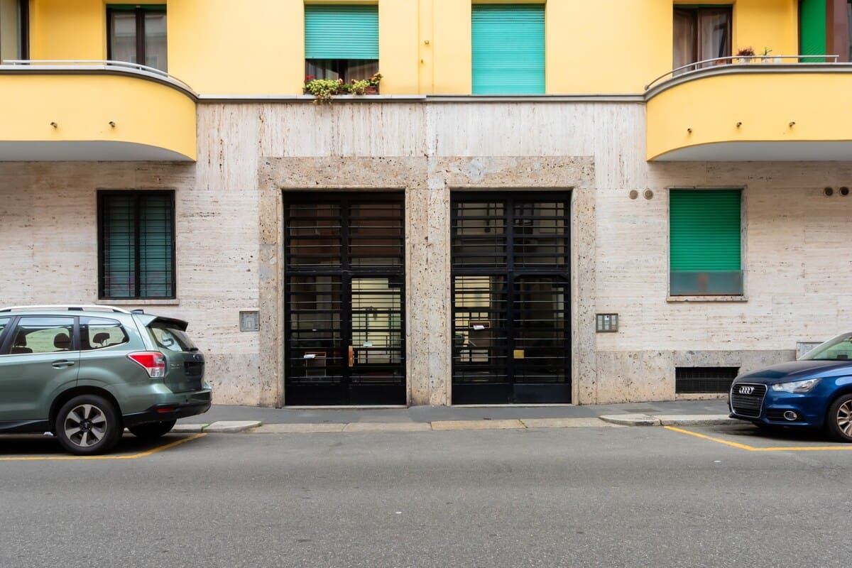 Casa Melagrana Porta Romana: Stylish 3-Bedroom Apartment with Air-Con in Porta Romana, Milan