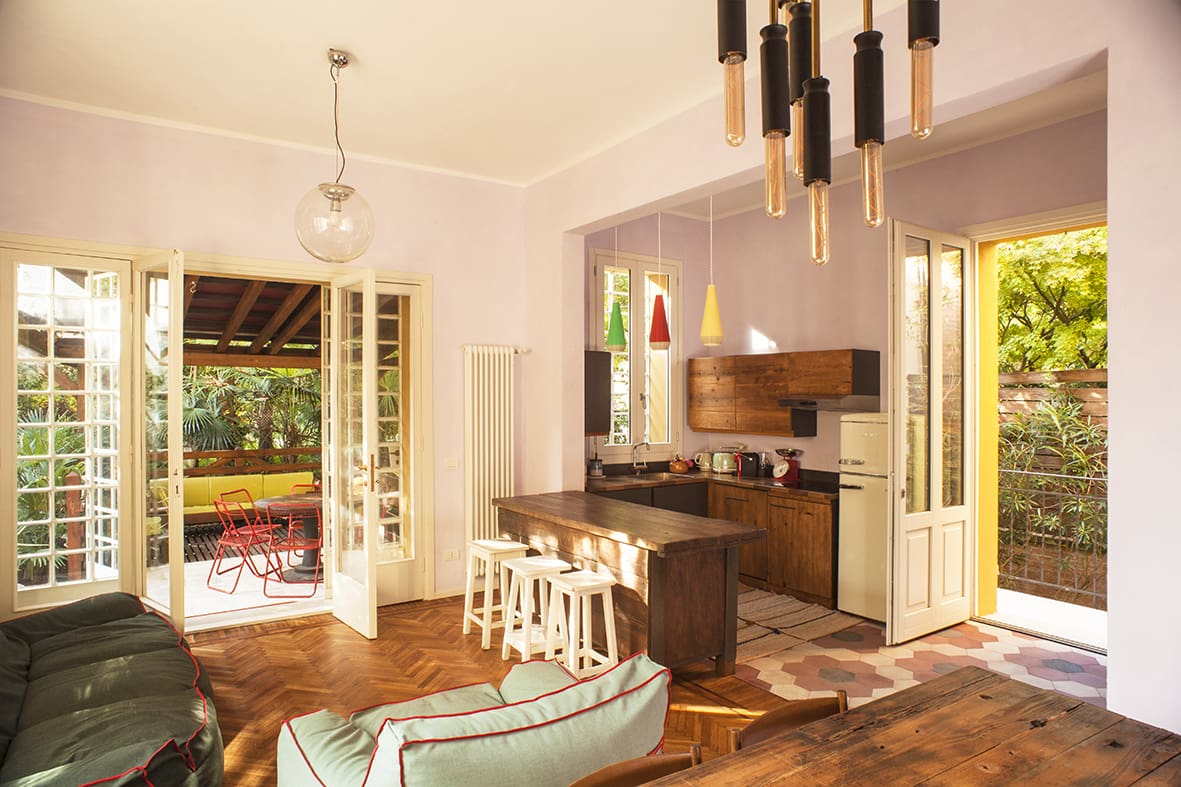 Casa Meloncello Bologna: Elegant 3-Bedroom Apartment Rental with Garden and Parking, Bologna