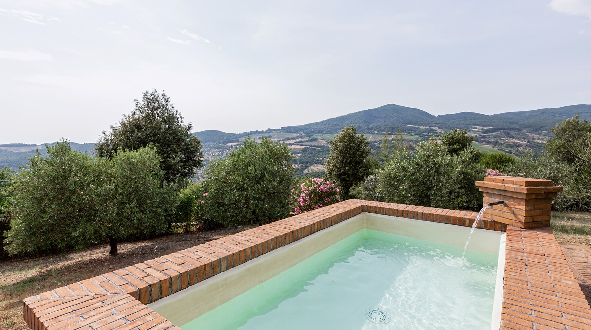 Casa Meloni Riparbella: Luxury 3-Bedroom Apartment with Pool and BBQ, Livorno Tuscany