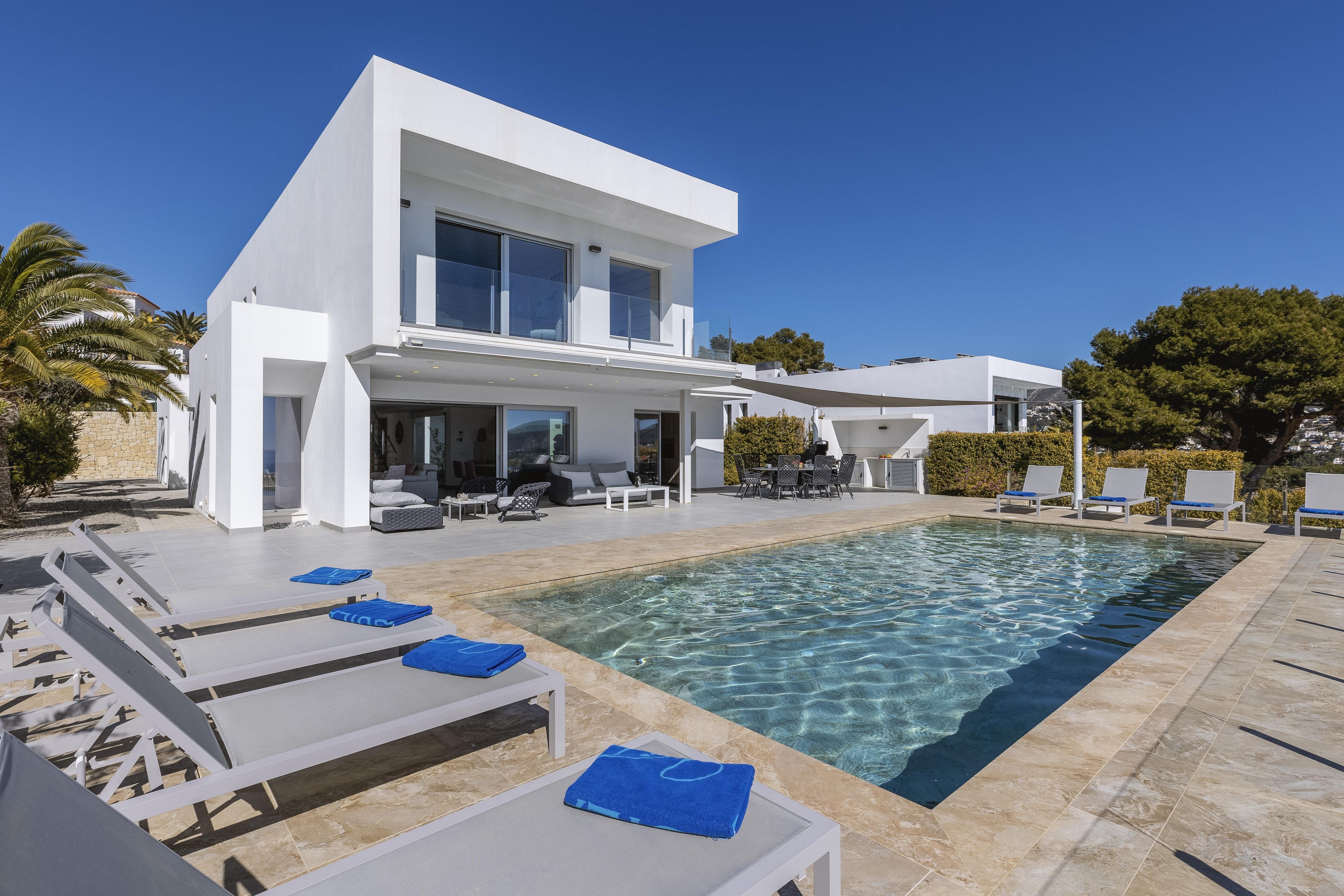 Casa Morer Moraira: Modern 4-Bedroom Apartment with Private Pool and Sea Views, Moraira