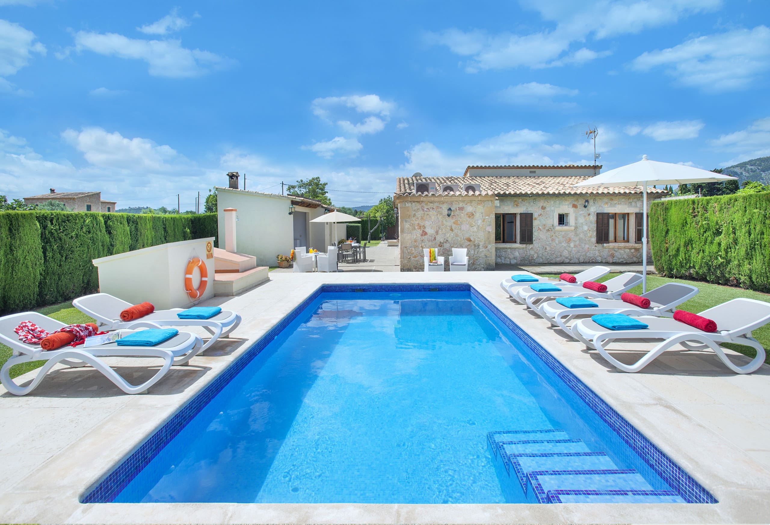 Villa Garbí Llenaire Pollença: 3-Bedroom Apartment Rental with Sea View and Pool, Pollença Mallorca