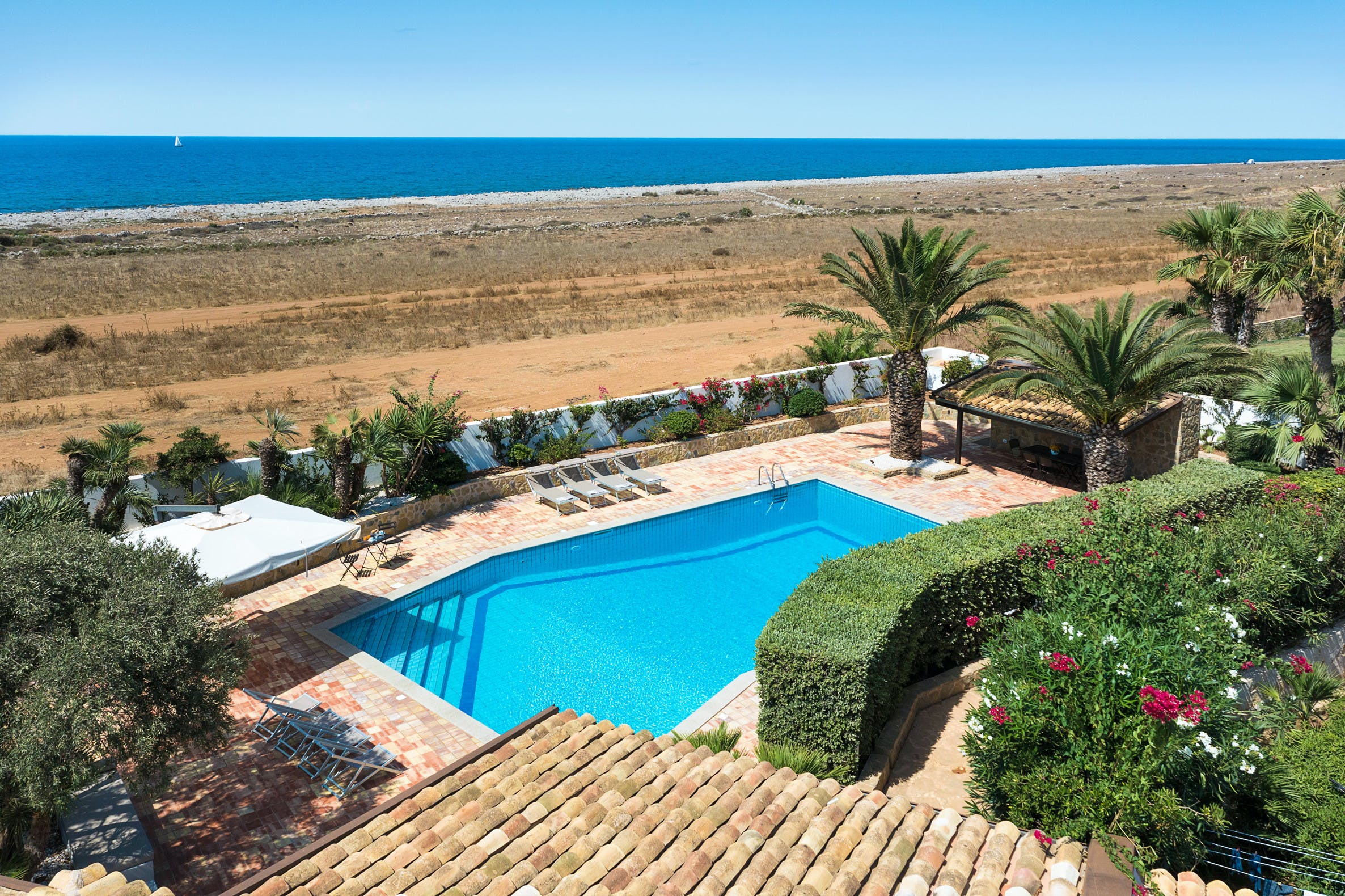 Villa Alba Marausa Trapani: Elegant 3-Bedroom Apartment Rental with Pool and Sea Views, Trapani