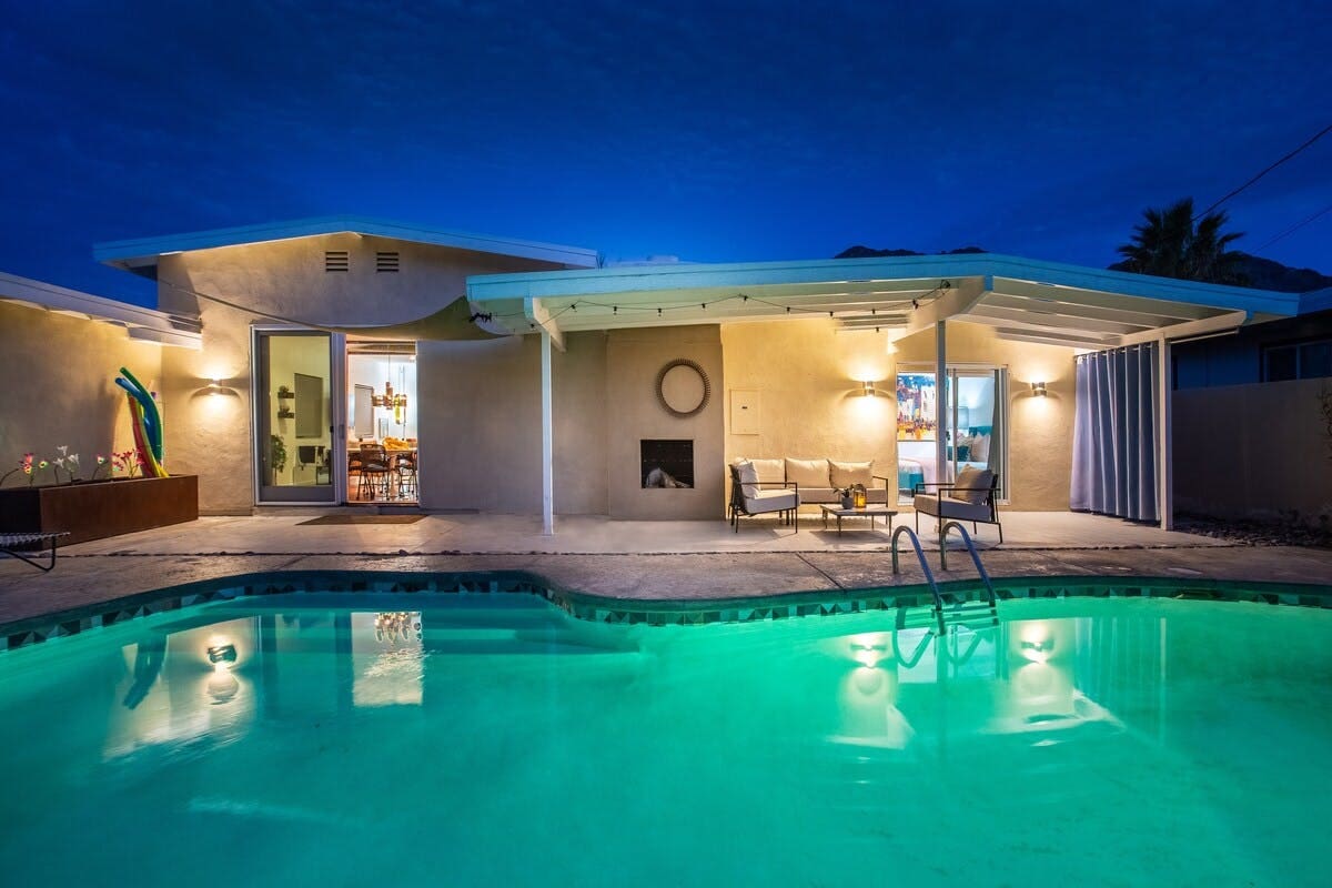 Casa Ocotillo La Quinta: Stylish 3-Bedroom Apartment with Pool and BBQ in La Quinta