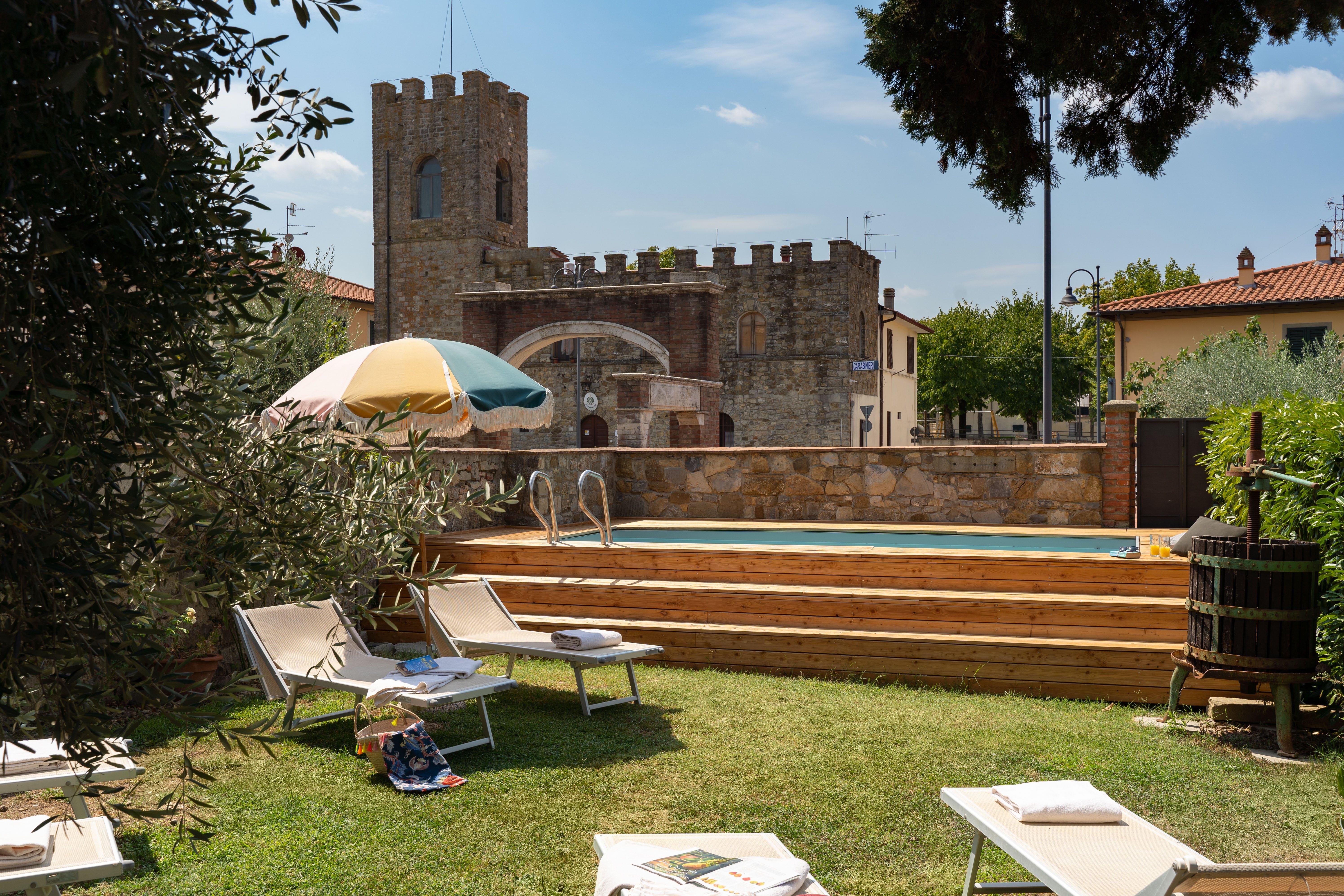 Casa Oliveto Pergine: Luxury 3-Bedroom Apartment with Private Pool in Val di Chiana, Tuscany
