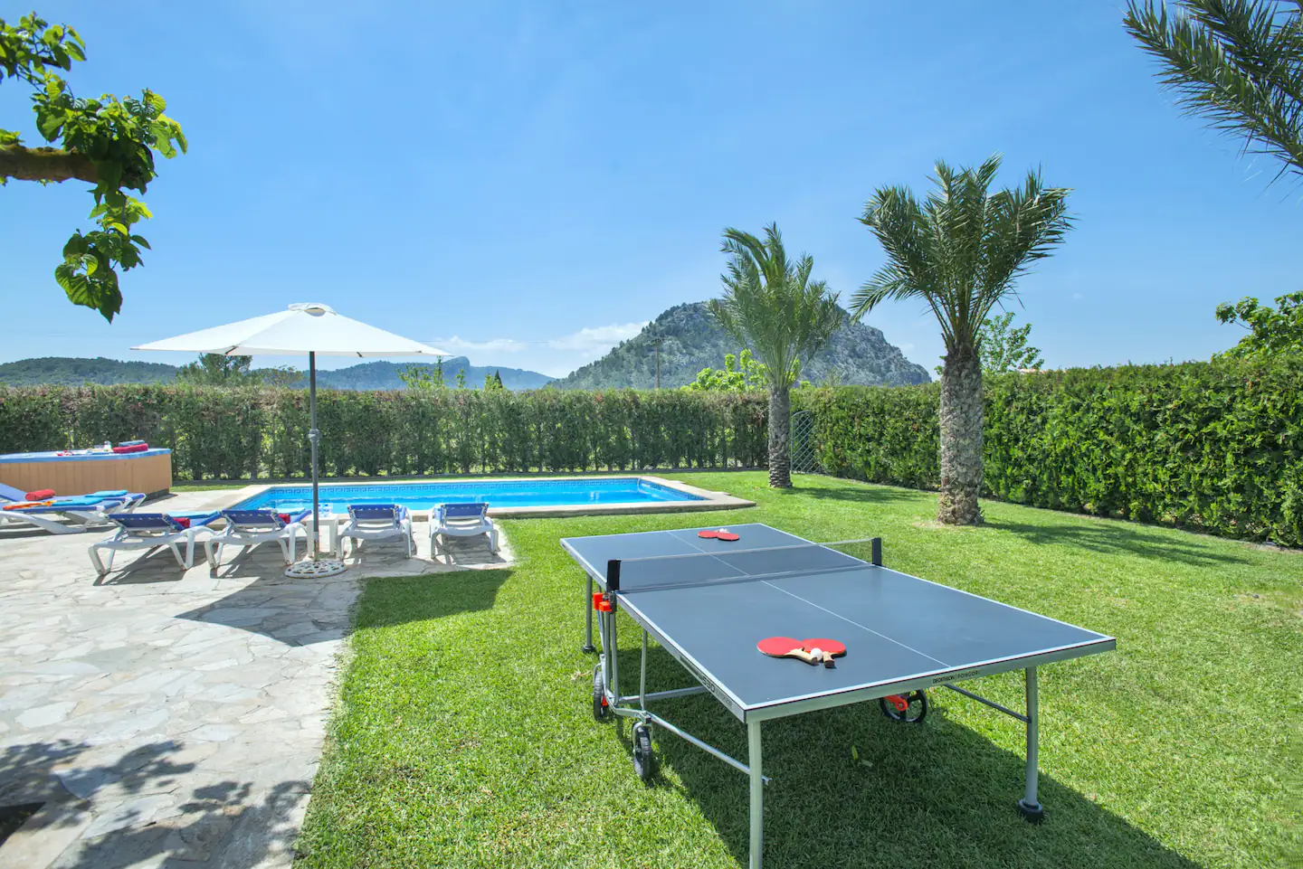 Villa Alborada Formentor Pollença: Charming 3-Bedroom Apartment with Pool and Sea Views, Pollença