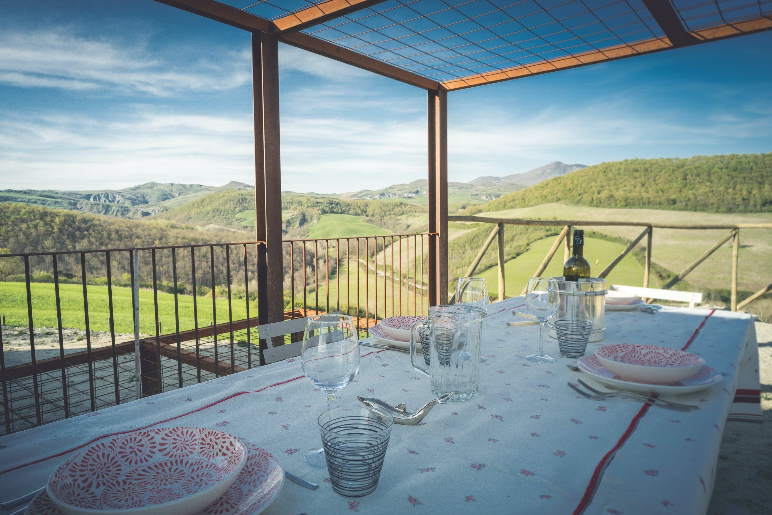 Casa Poggi Sarteano: Spacious 4-Bedroom Apartment with Pool and Air-Con, Sarteano Tuscany