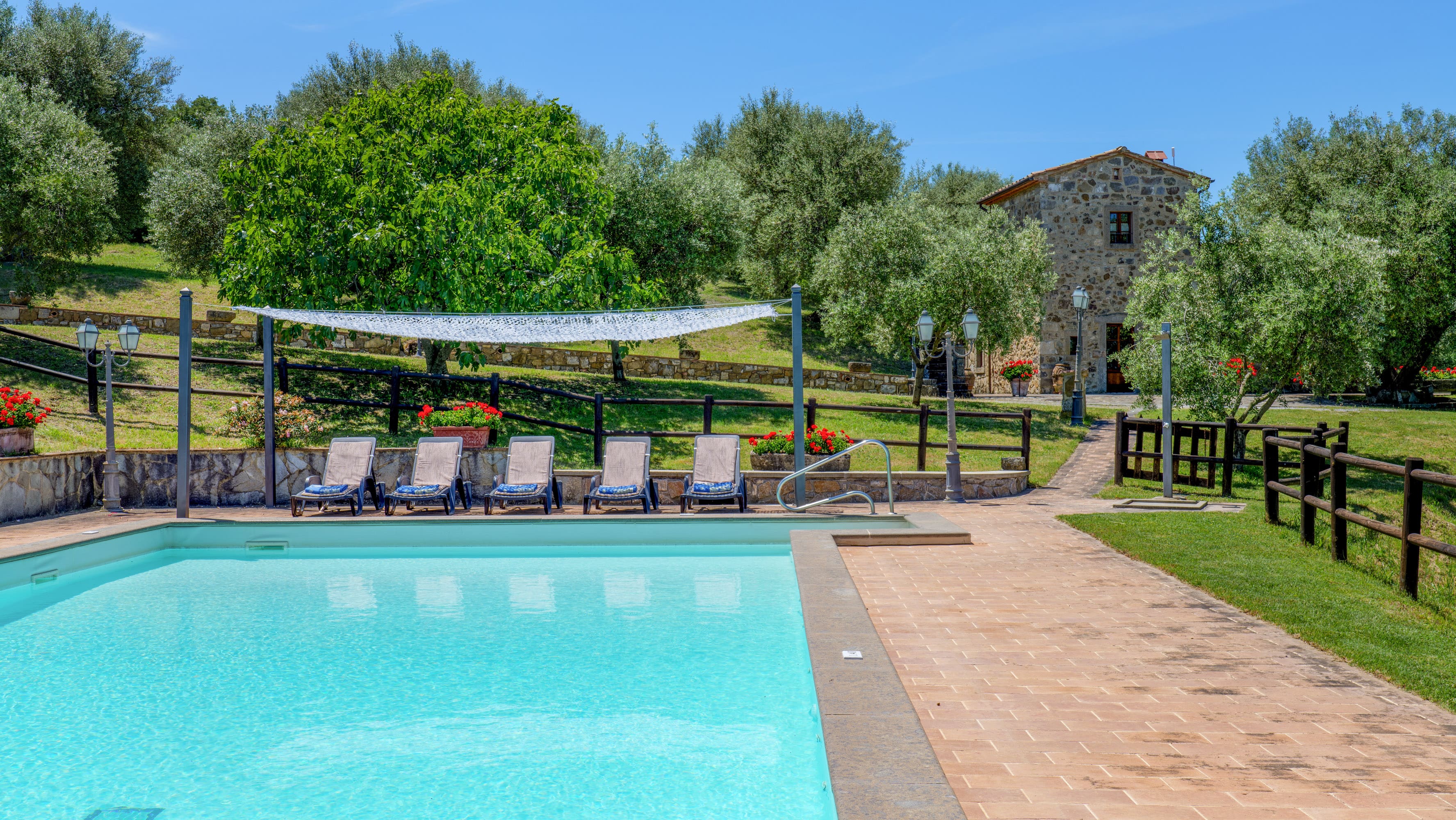 Casa Poggio Castel del Piano: Luxury 3-Bedroom Apartment with Private Pool and Air-Con, Tuscany South