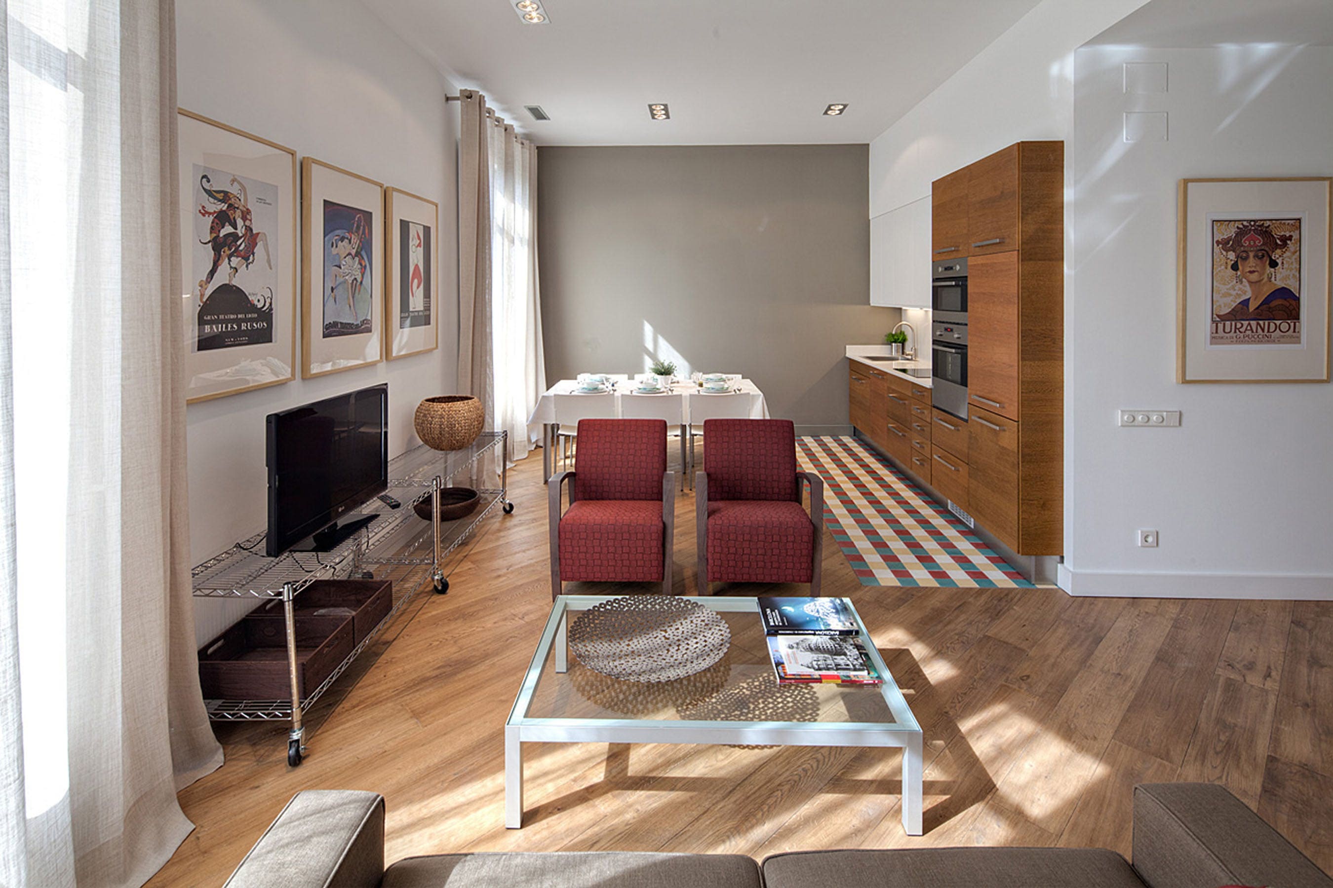 Casa Provença Eixample Eixample 2: Chic 2-Bedroom Apartment with Sea Views in Eixample, Barcelona