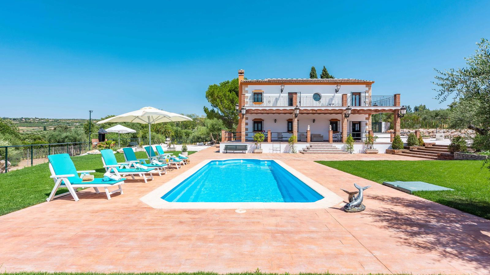 Villa Mestral Benaoján Serrania de Ronda: Spacious 5-Bedroom Apartment with Private Pool, Serrania de Ronda