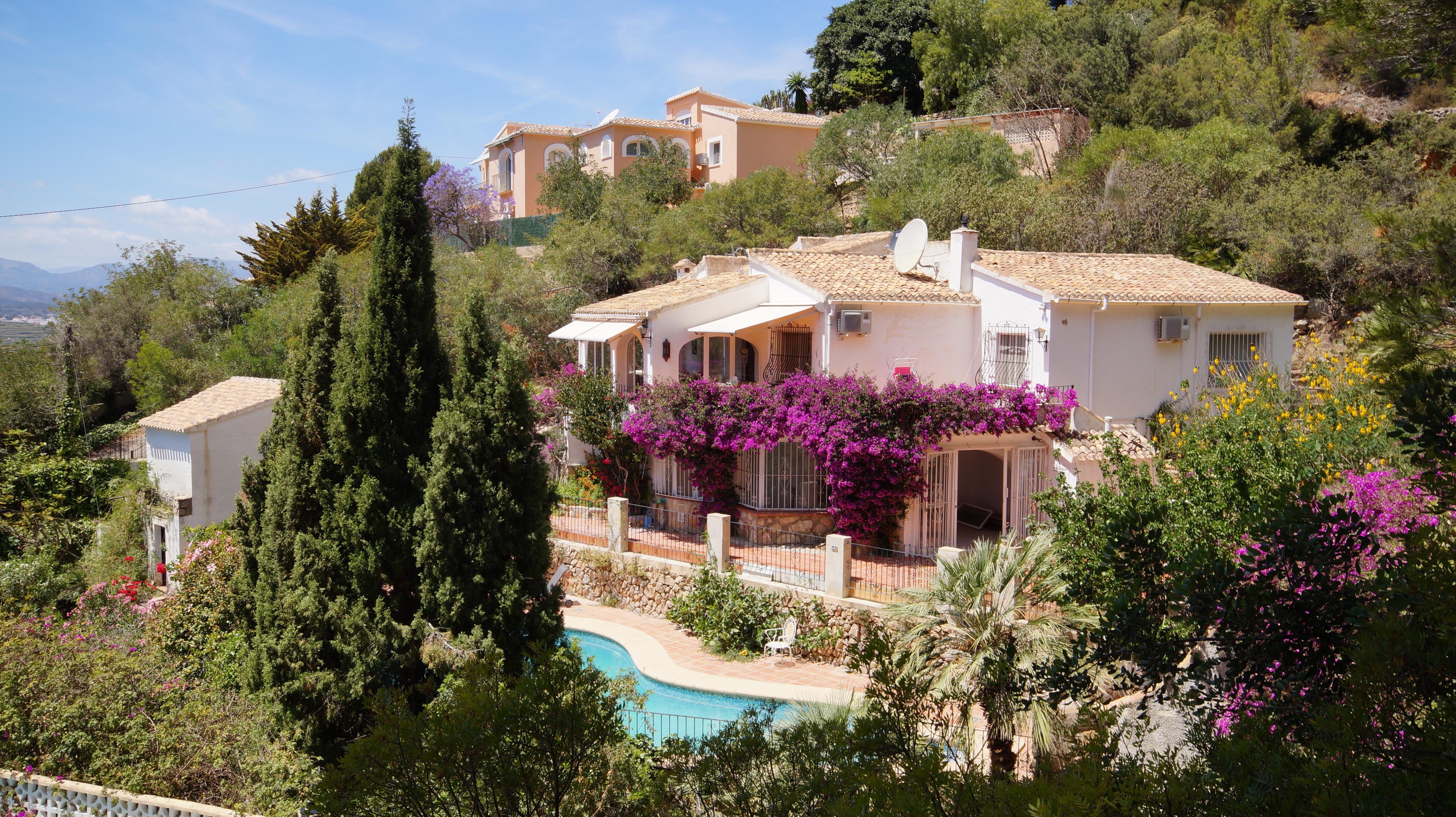 Casa Racó Xàbia: Stylish 2-Bedroom Apartment with Sea Views and Pool, Jávea