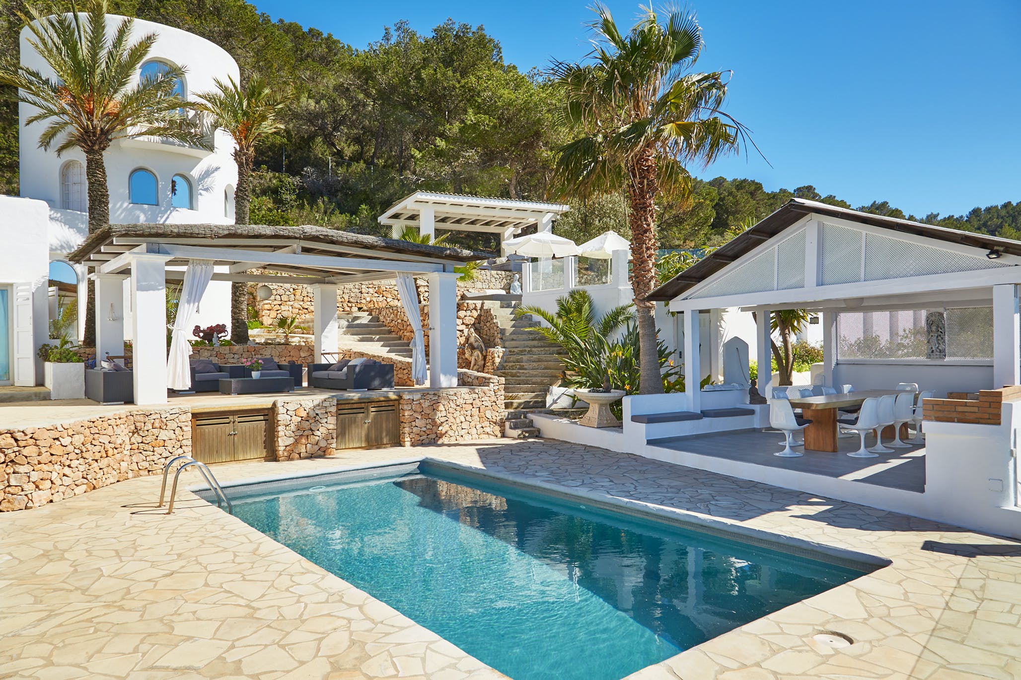 Villa Alborada Es Xarcu Cala Vedella: Spacious 5-Bedroom Apartment with Seaview and Pool, Cala Vedella