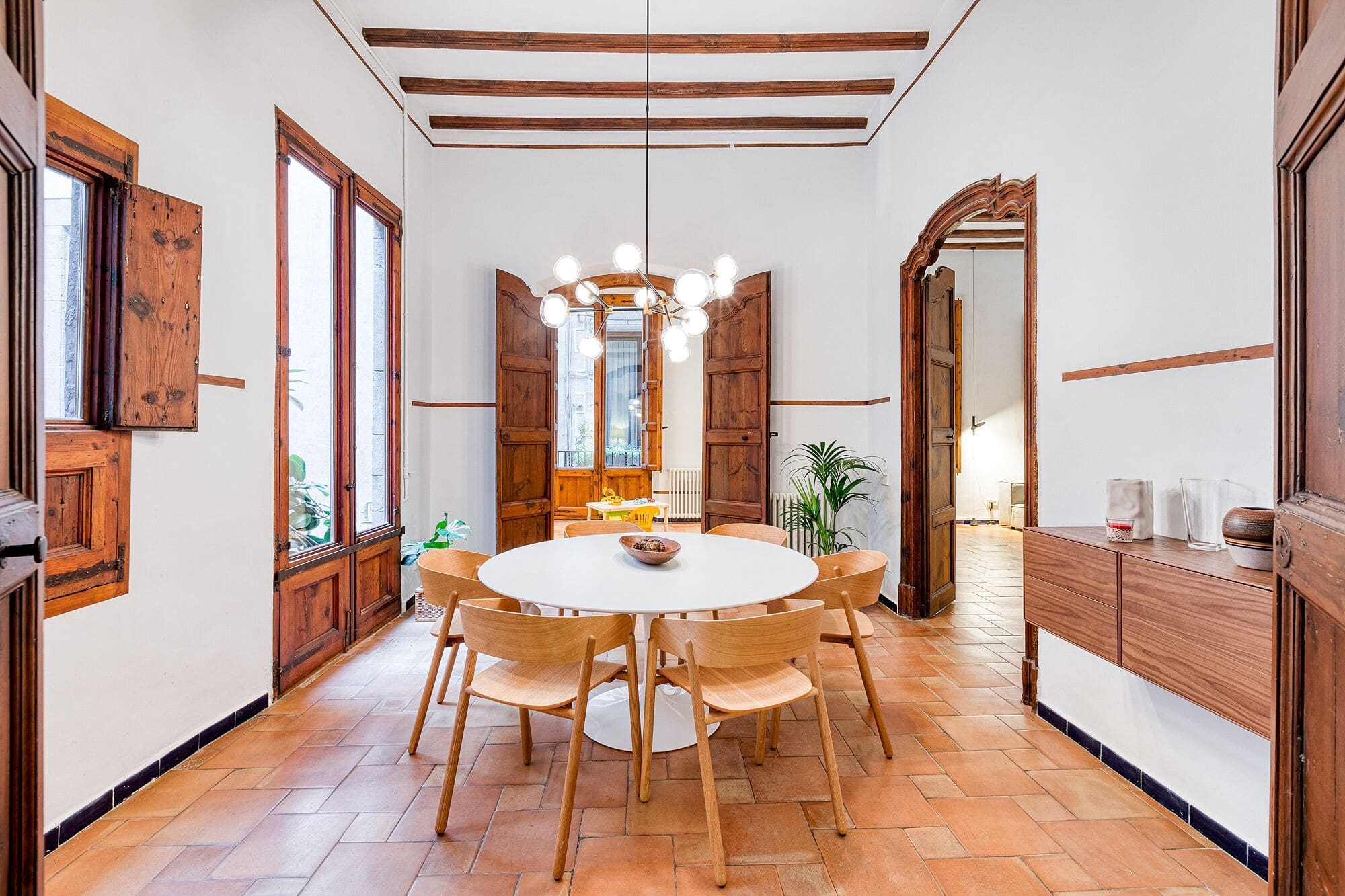 Villa Esmeralda Montjuïc Gothic Quarter: Luxury 5-Bedroom Townhouse with Rooftop Terraces, Gothic Quarter Barcelona