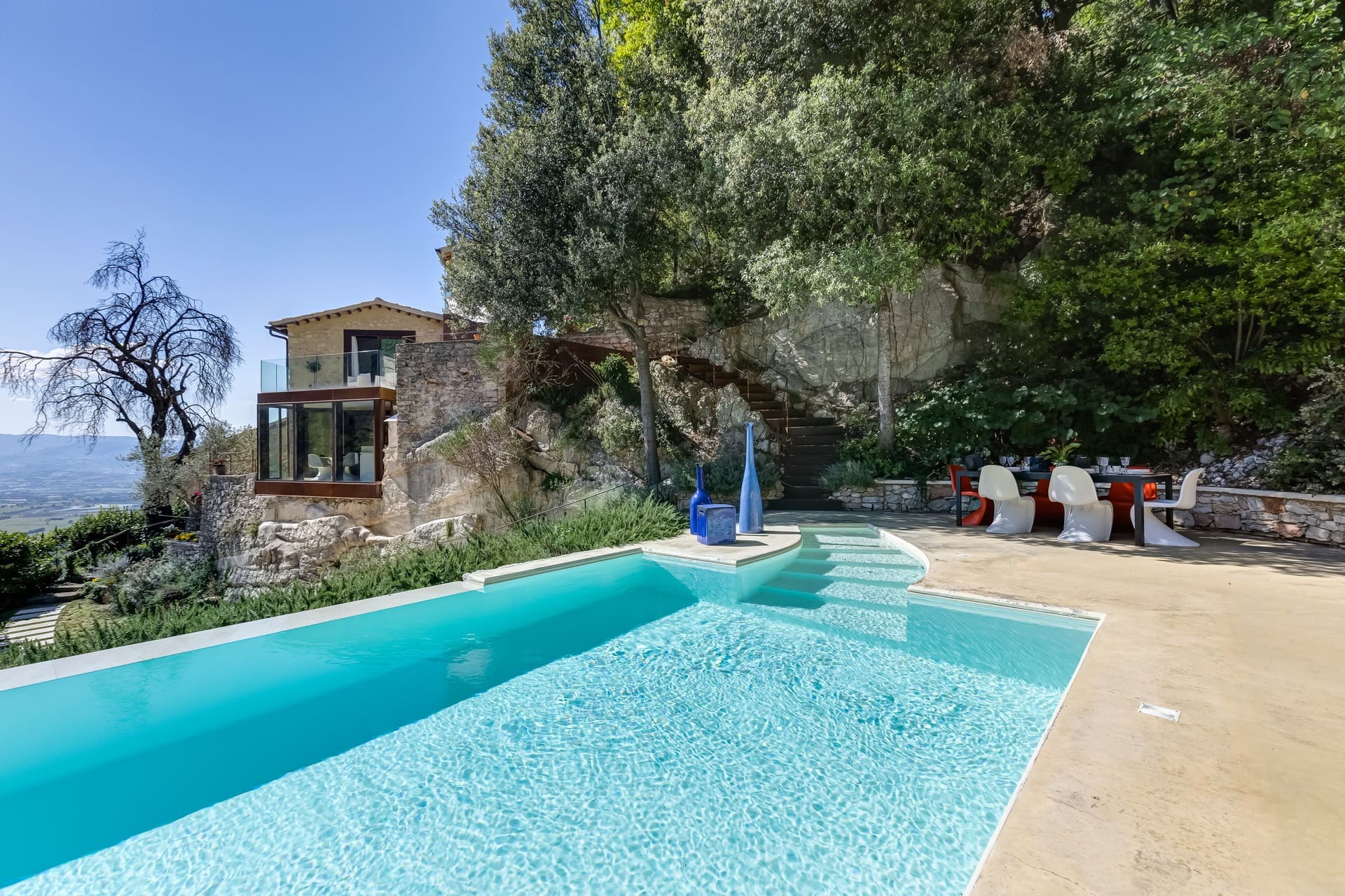 Casa San Lorenzo Spoleto: Charming 2-Bedroom Apartment with Infinity Pool and Hot Tub, Umbria