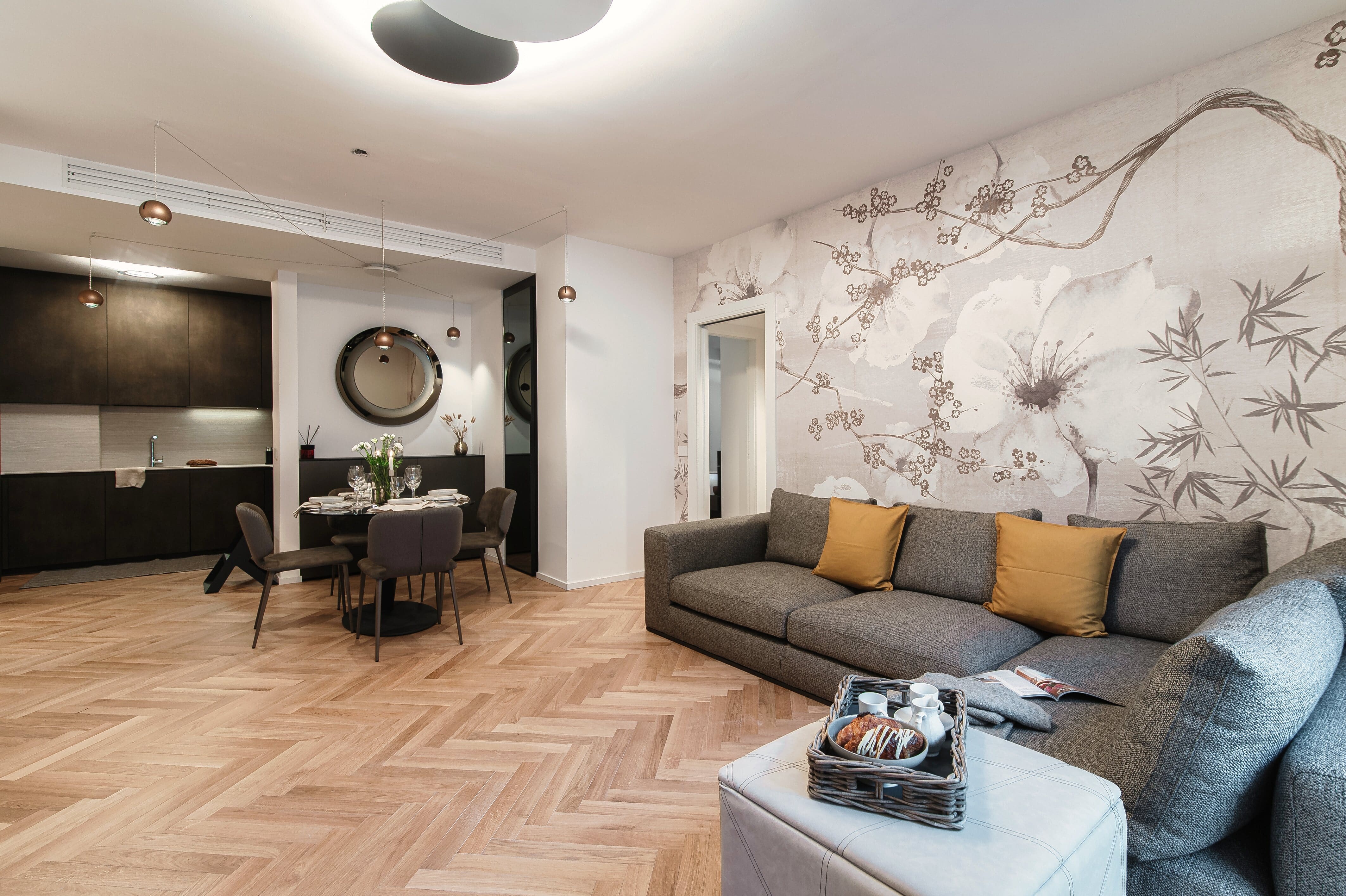 Casa Spina Como: Charming 3-Bedroom Apartment with Air Conditioning, Lake Views, Como
