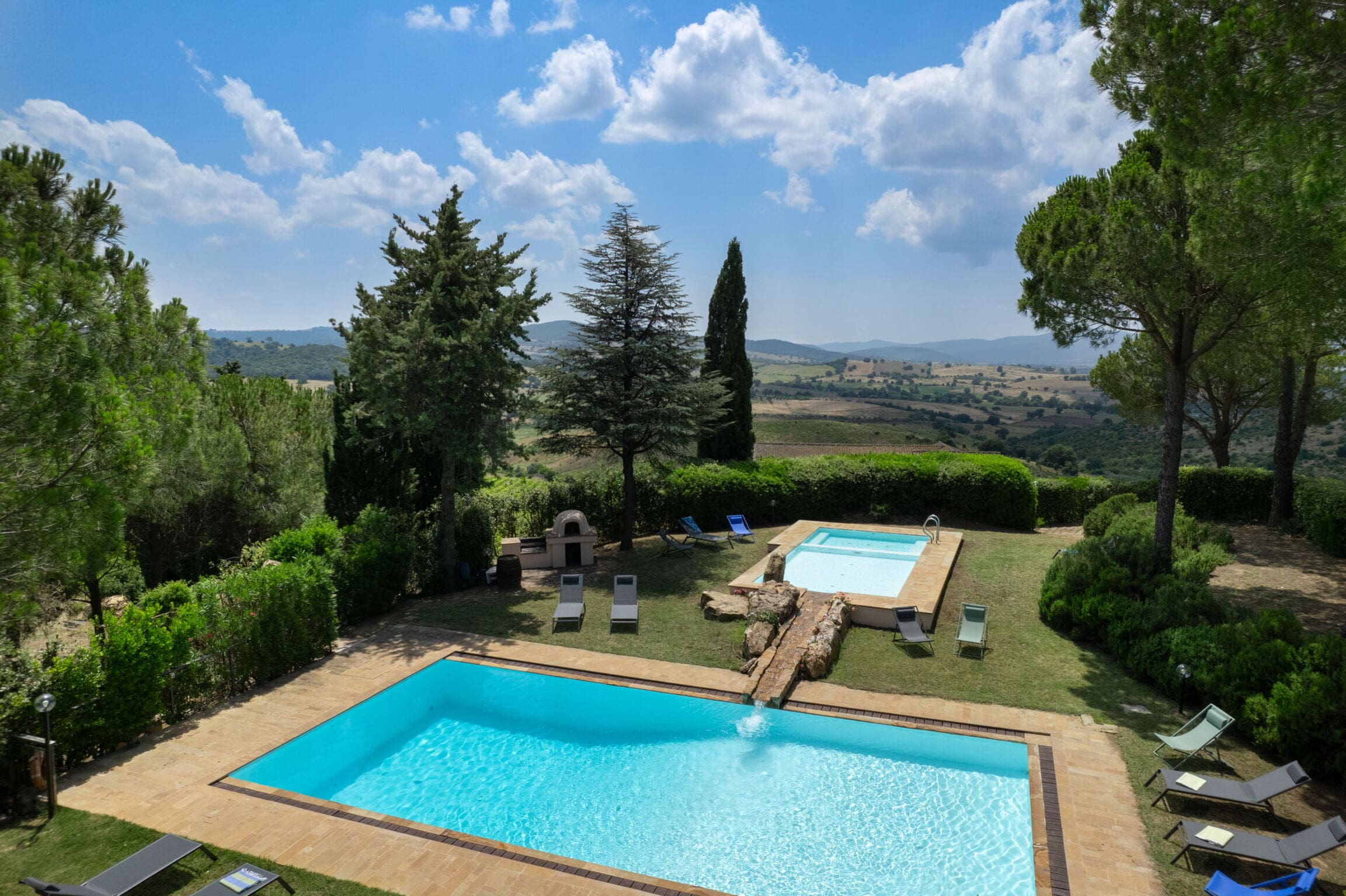 Villa Amaranto Braccagni Grosseto: Spacious 6-Bedroom Apartment with Pools and Sauna, Tuscany