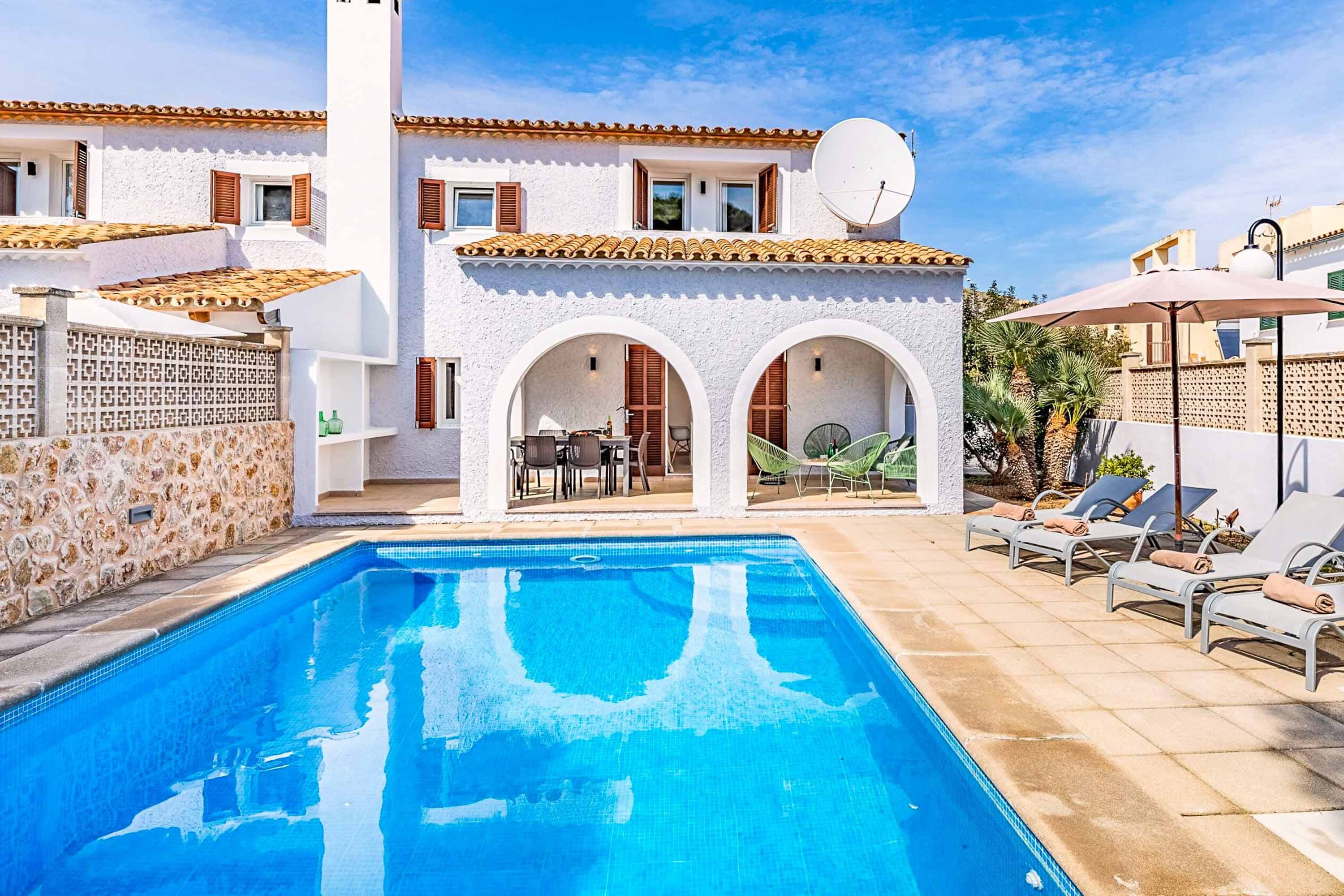 Villa Solano Boquer Pollença-719073: Luxury 3-Bedroom Apartment with Seaviews and Pool, Pollença