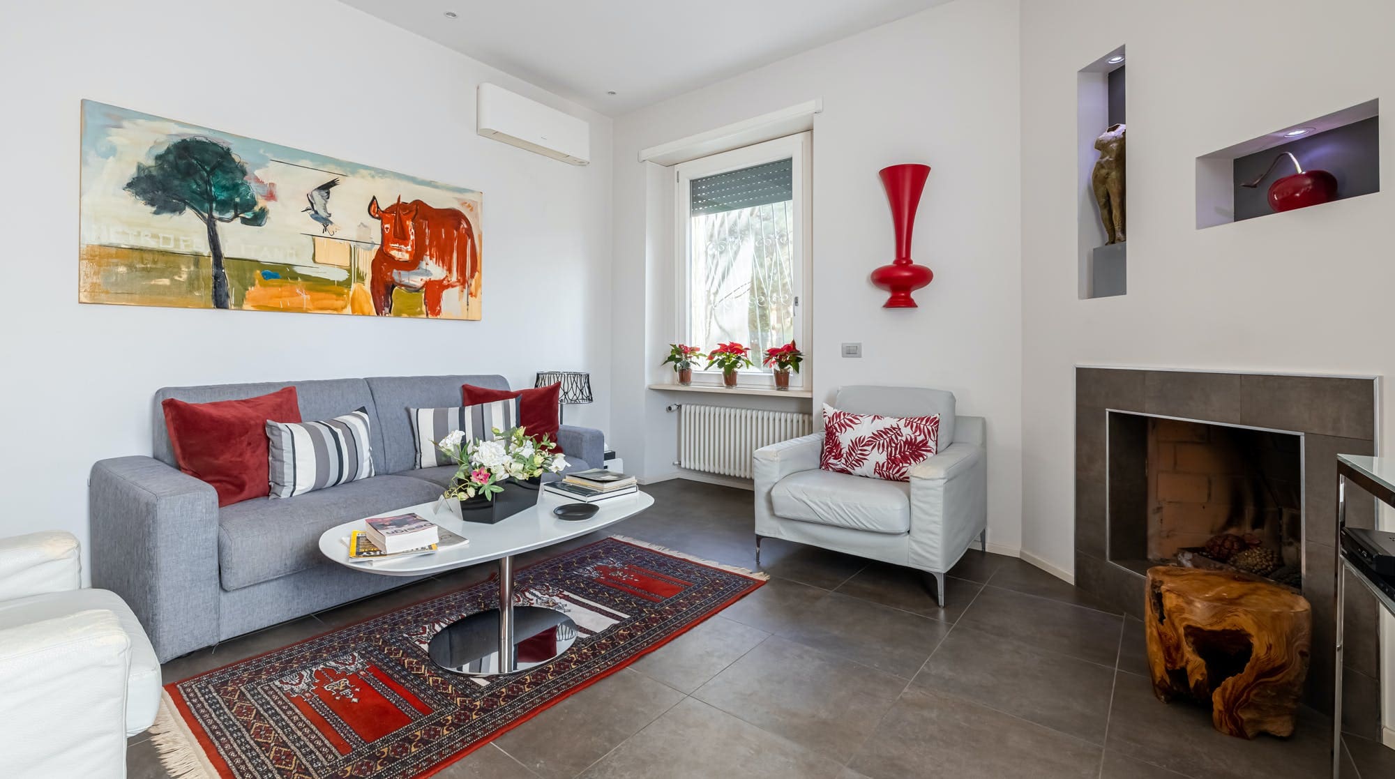 Casa Tuscolana Cinecittà: Spacious 4-Bedroom Apartment Rental with Garden, Family-Friendly, Cinecittà Rome