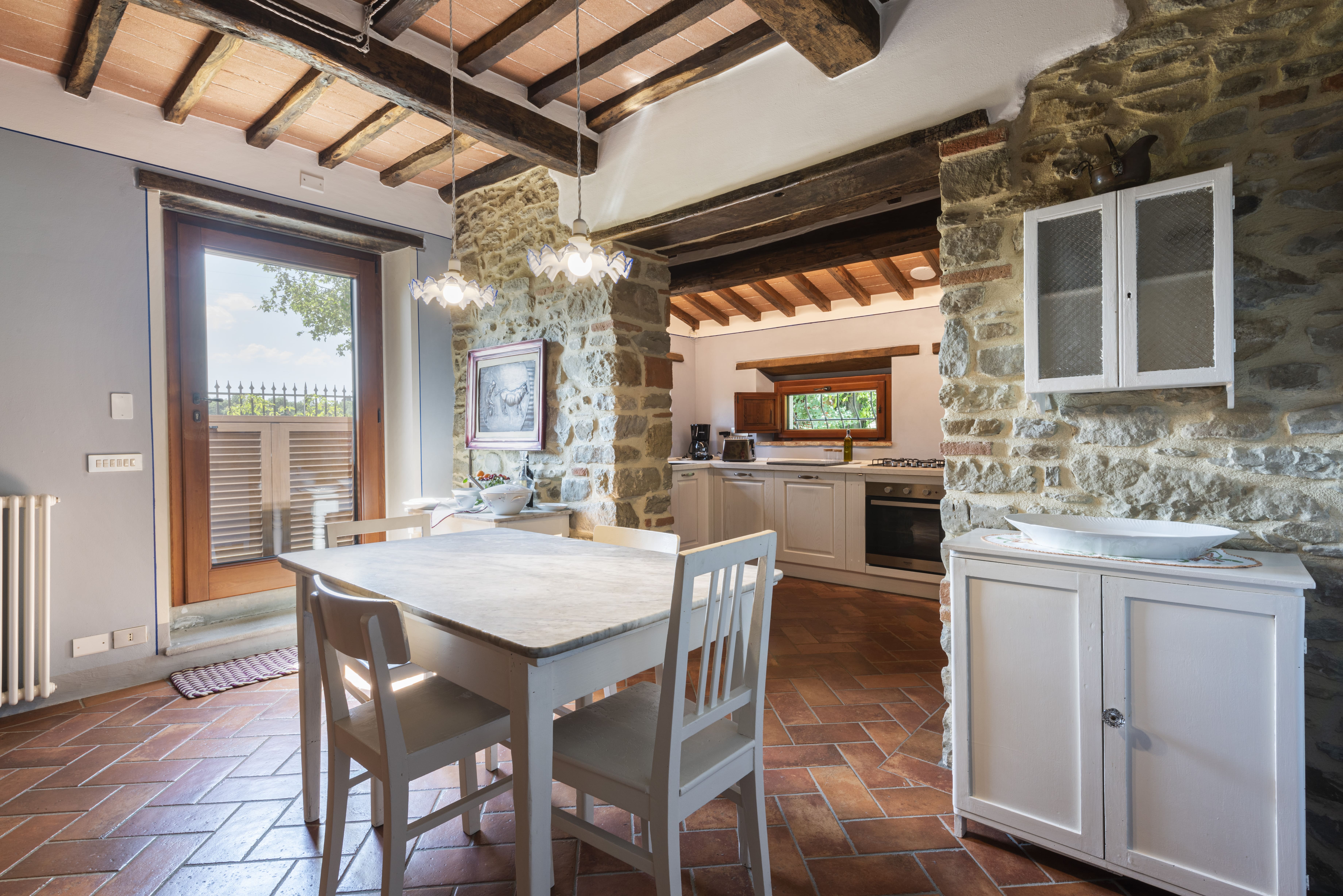 Casa Valdichiana Cortona: Charming 3-Bedroom Apartment with Infinity Pool in Cortona, Tuscany