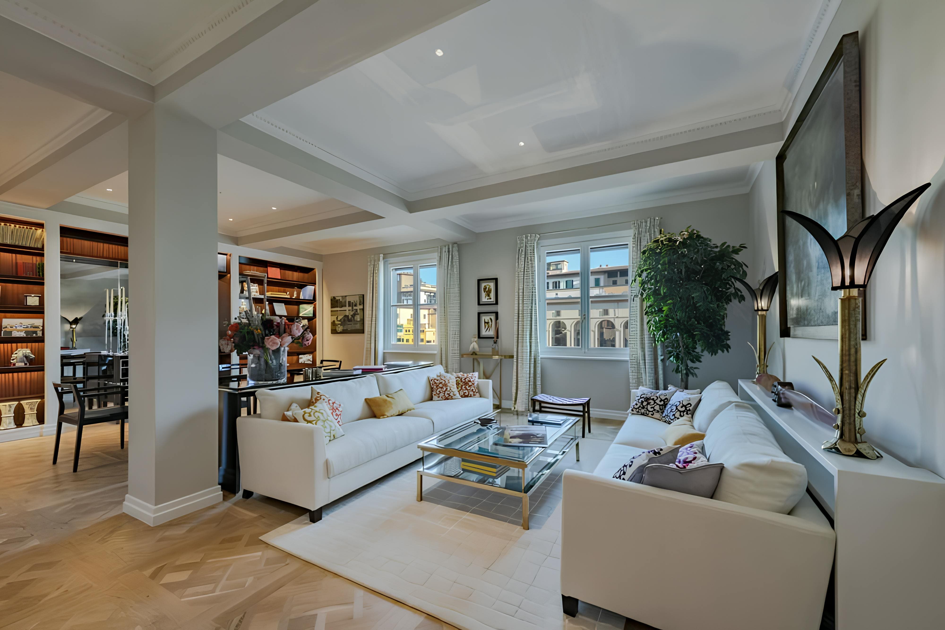 Villa Levante Oltrarno Ponte Vecchio: Elegant 2-Bedroom Luxury Villa Rental with Air-Con near Ponte Vecchio, Florence