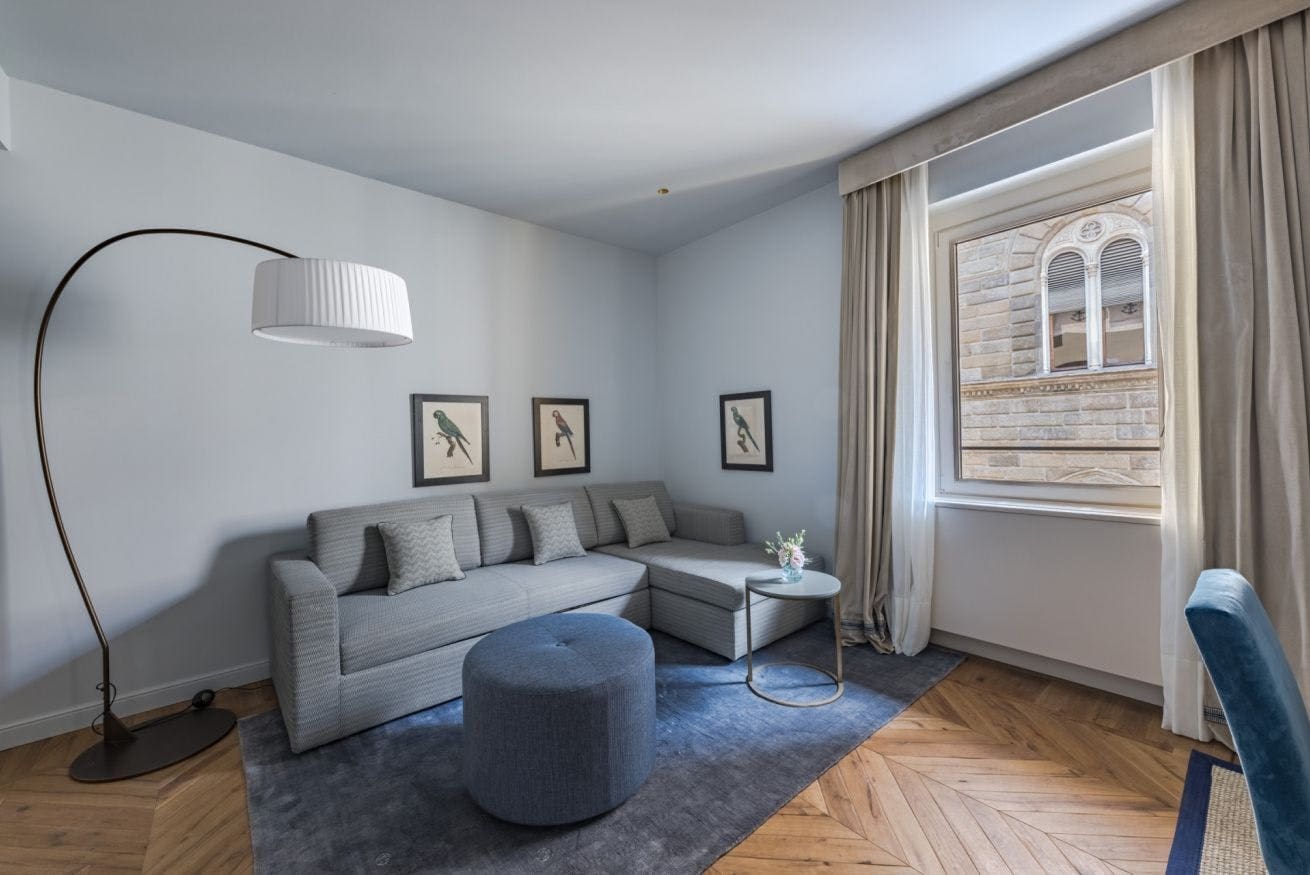 Casa Vasari Firenze Ponte Vecchio 4: Charming 2-Bedroom Apartment Rental with Air Conditioning, Ponte Vecchio