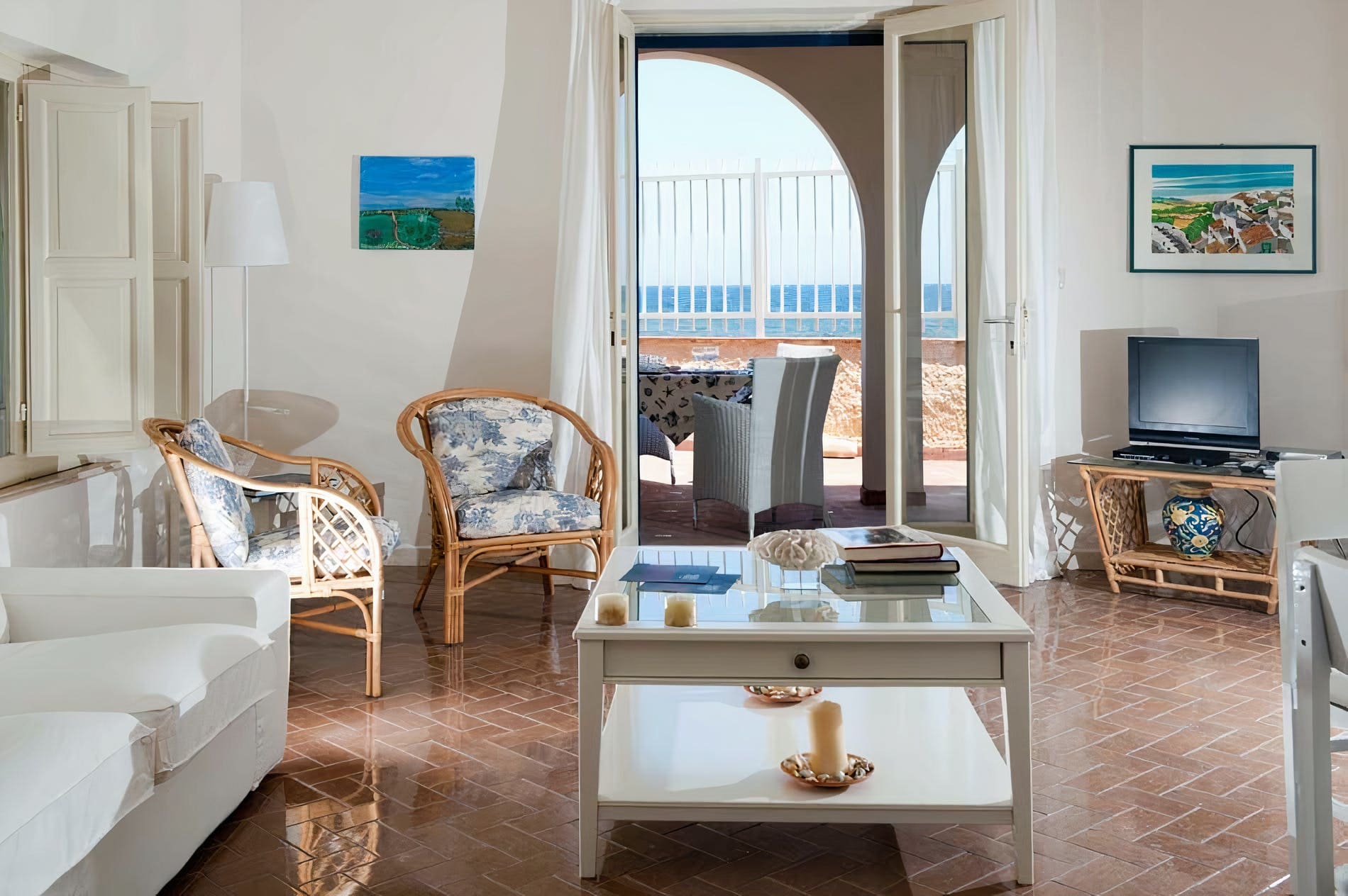 Villa Ambrato Cassibile Val di Noto: Charming 3-Bedroom Apartment with Seaview and Beachfront, Val di Noto
