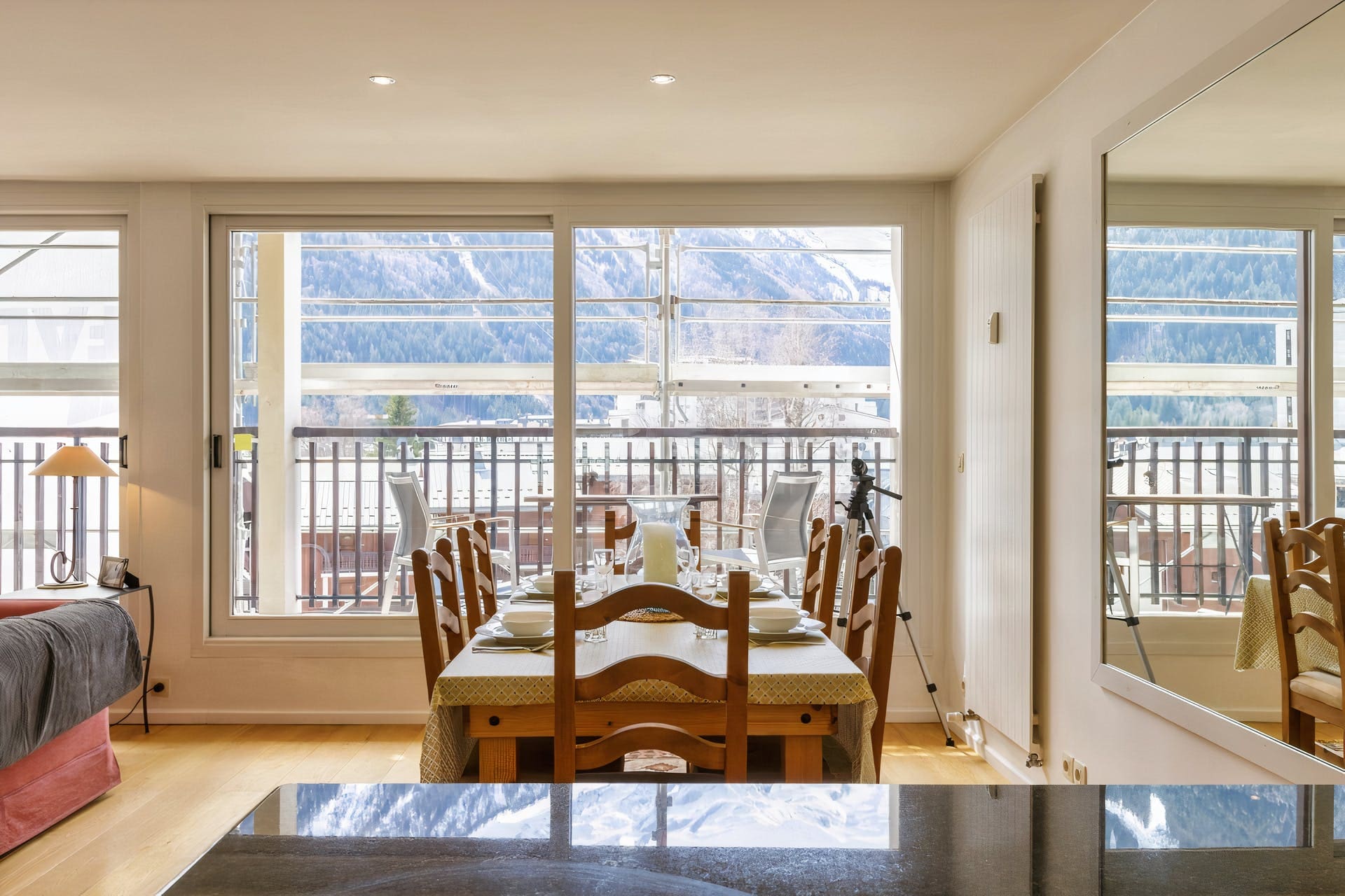 Villa Aurore Gaillands Chamonix: Charming 2-Bedroom Apartment Rental with Family-Friendly Features, Chamonix