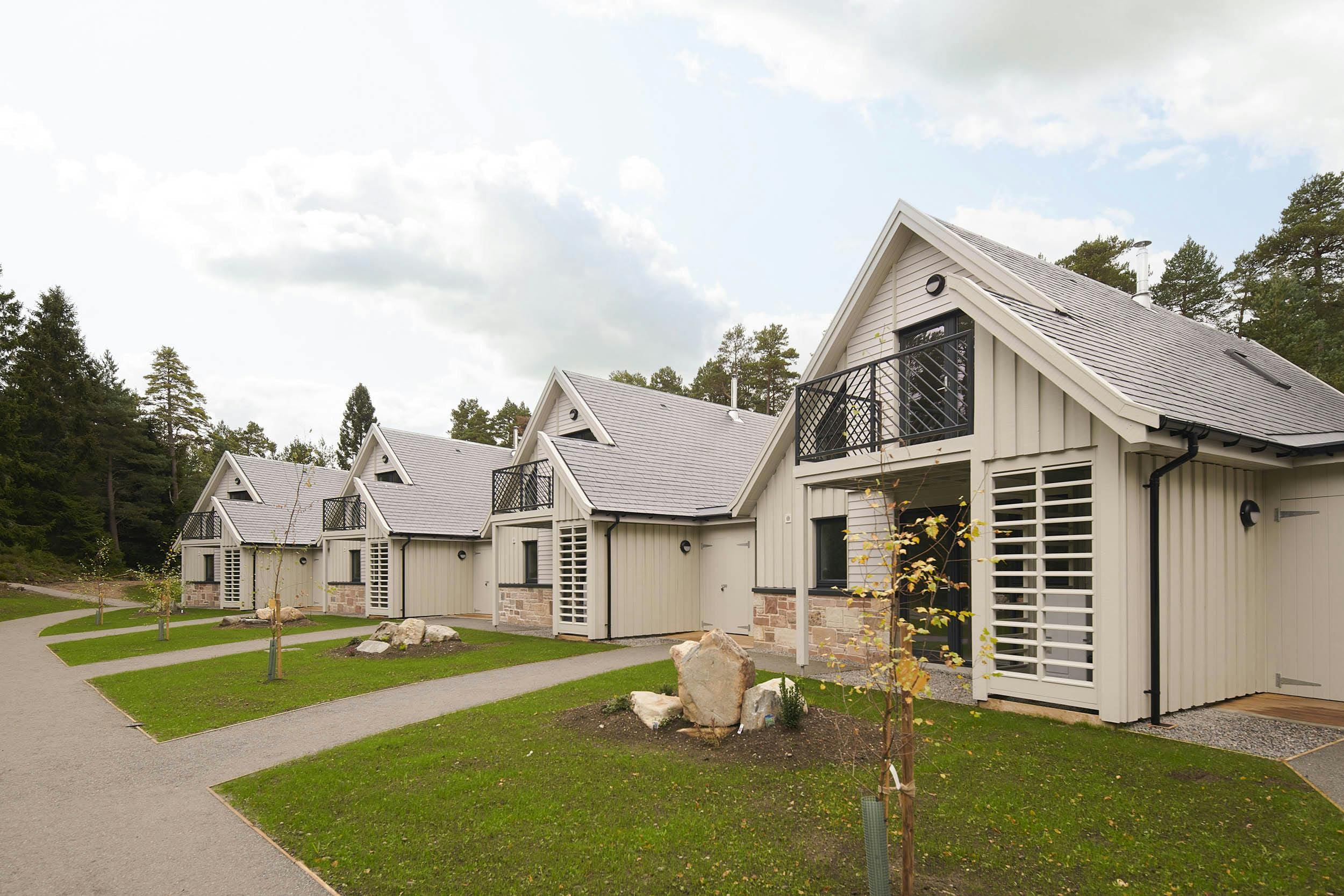 Chalet Feshie Aviemore: Charming 3-Bedroom Ski Apartment with Family Amenities, Highland