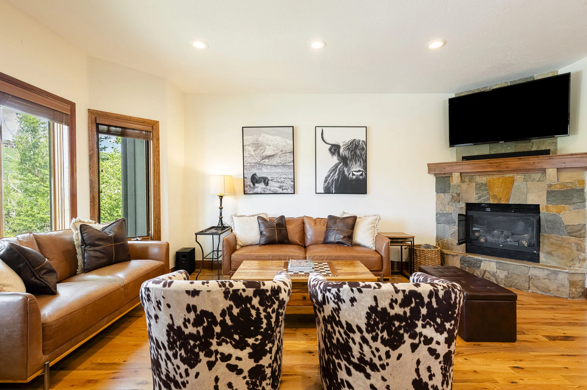 Chalet Quaking Aspen Park City Park City 8: Luxury 3-Bedroom Villa with Hot Tub and Family Amenities, Park City
