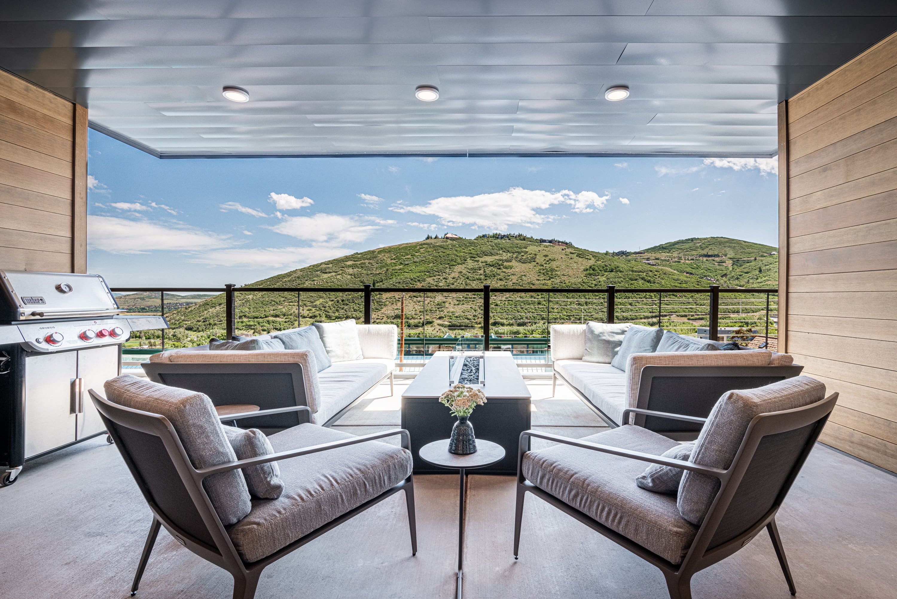 Villa Maestrale Quinn’s Junction Park City: Spacious 3-Bedroom Ski Chalet with Hot Tub, Park City