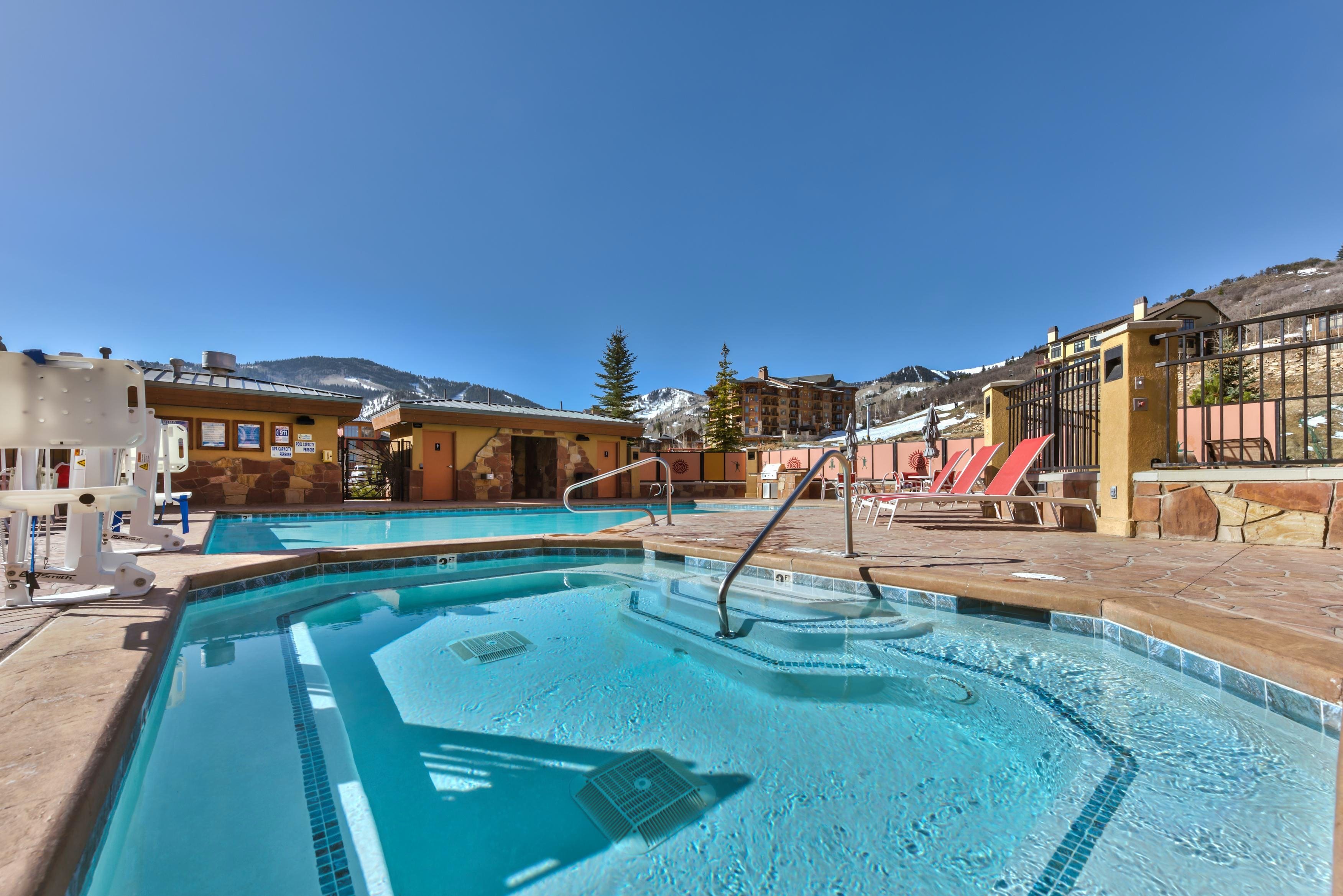 Villa Lysias Thaynes Park City: Luxury 3-Bedroom Penthouse with Ski Access, Park City